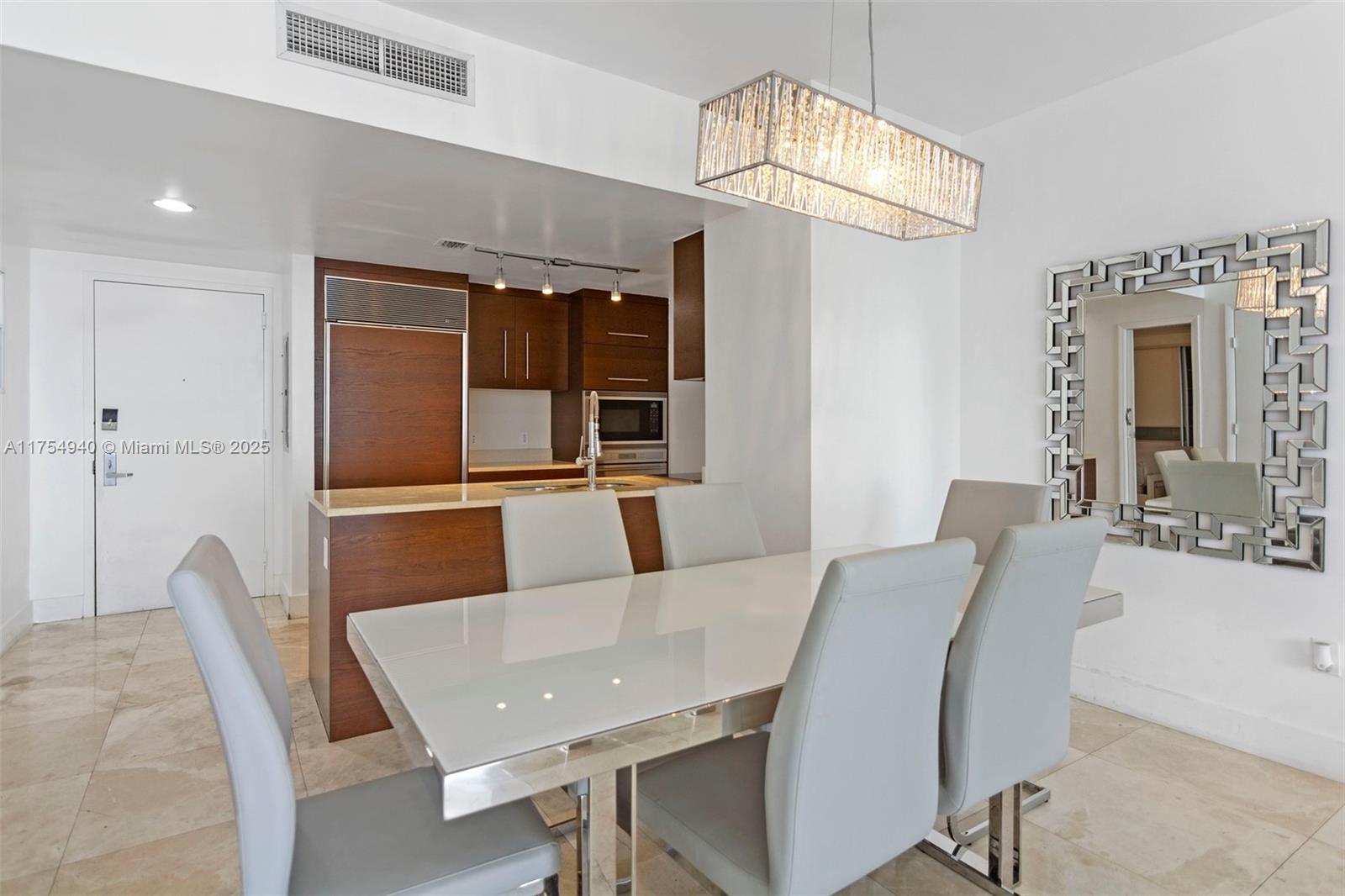 485 Brickell Ave # 2209