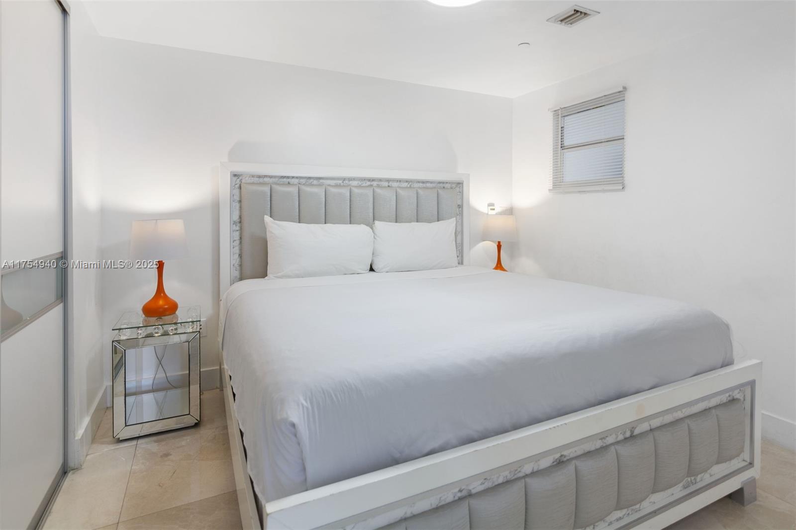 485 Brickell Ave # 2209