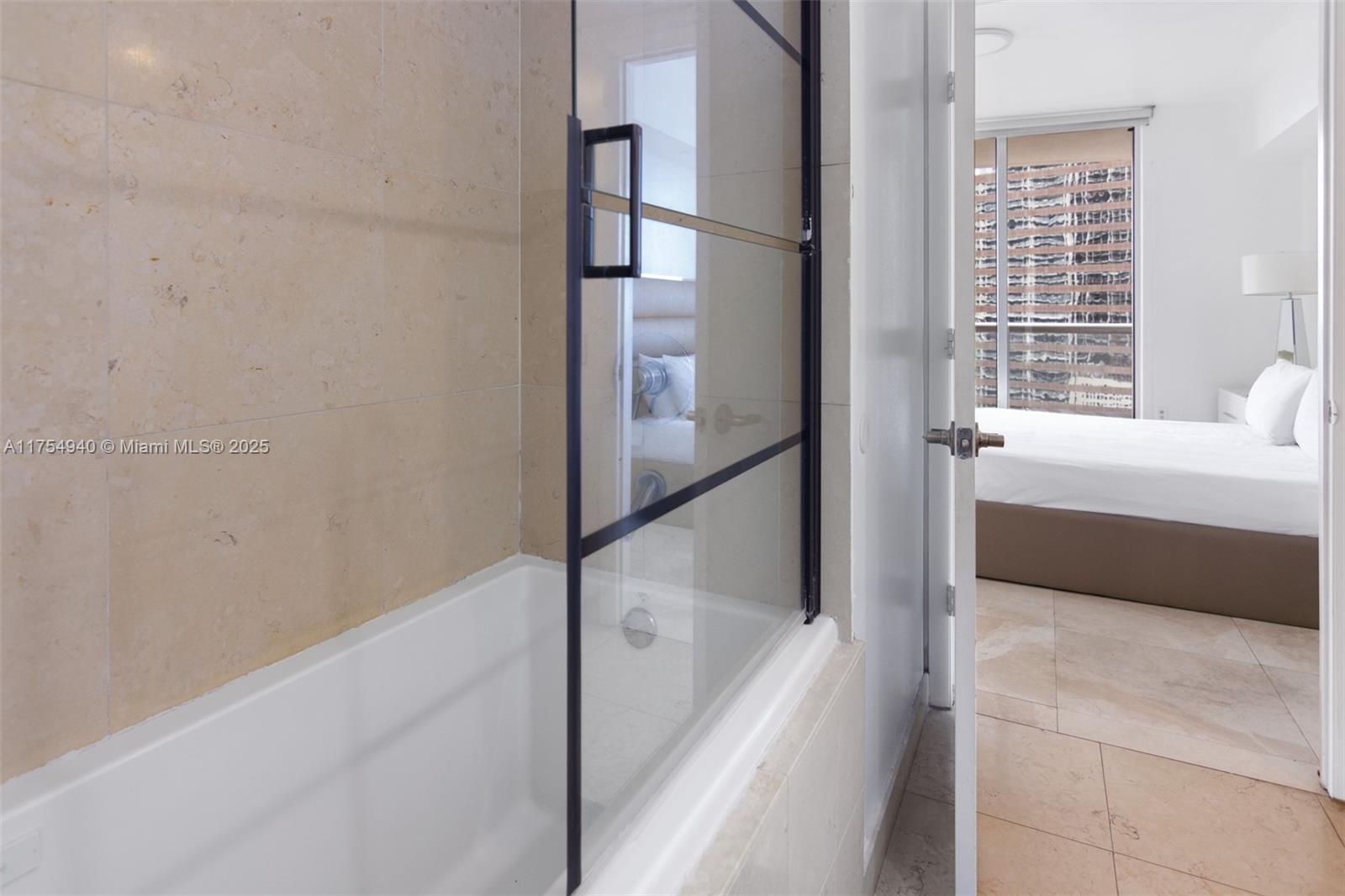 485 Brickell Ave # 2209
