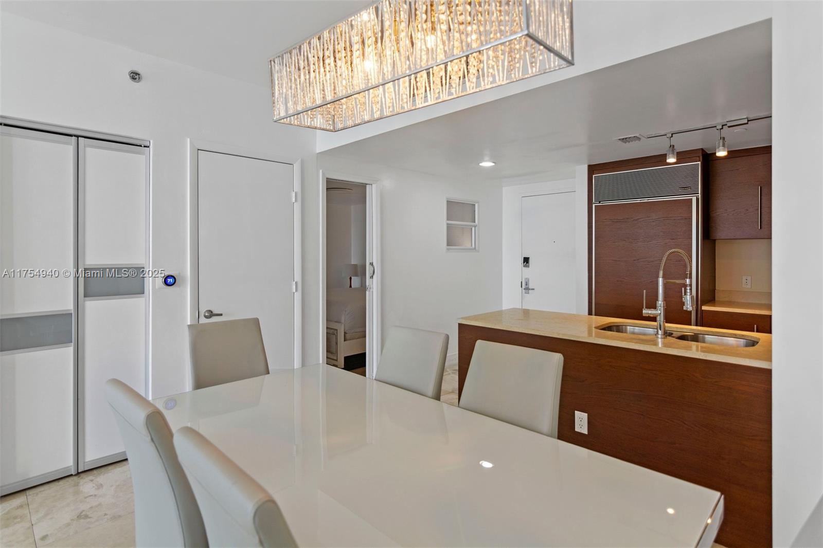 485 Brickell Ave # 2209