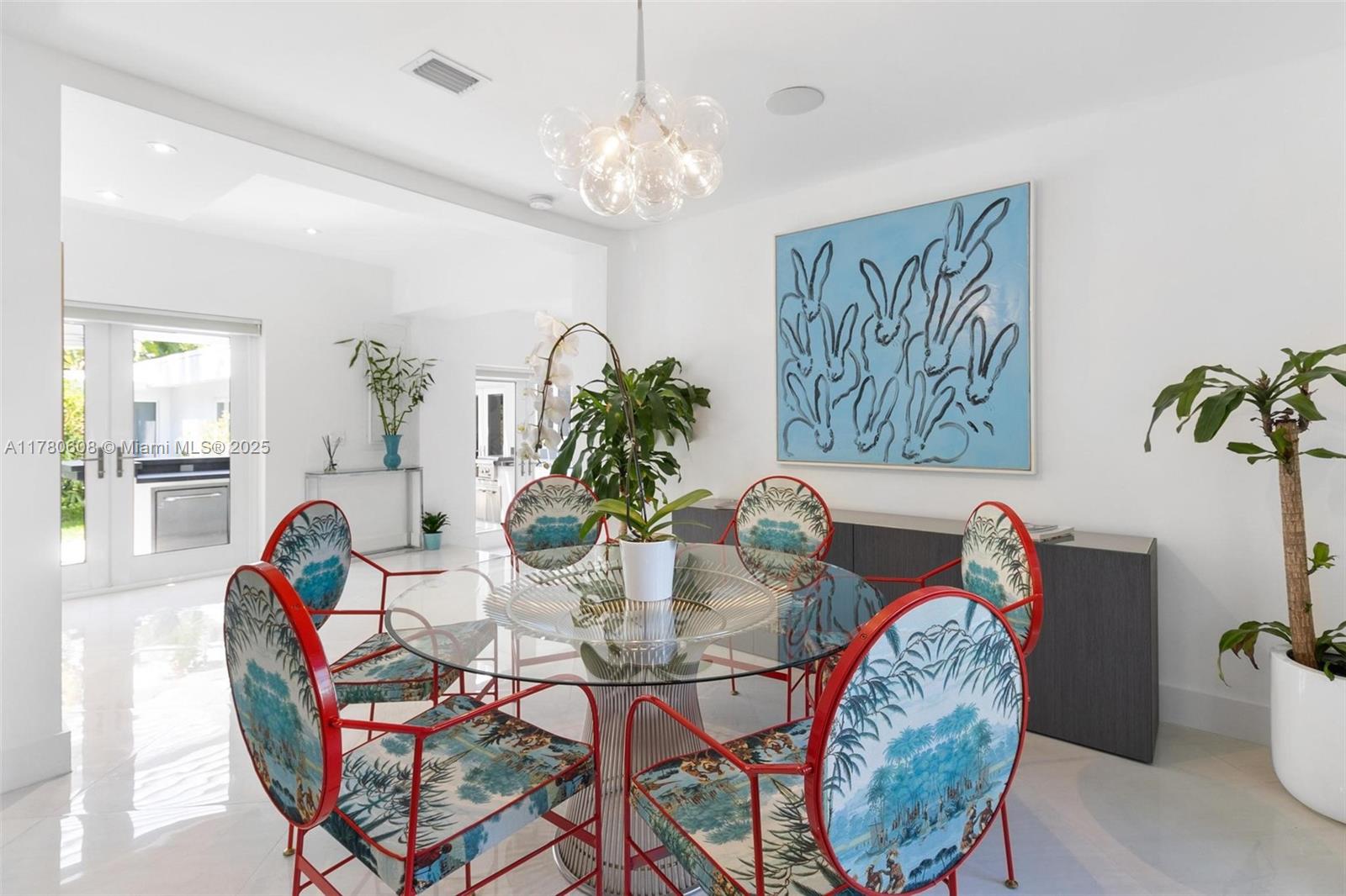 2550 Flamingo Dr