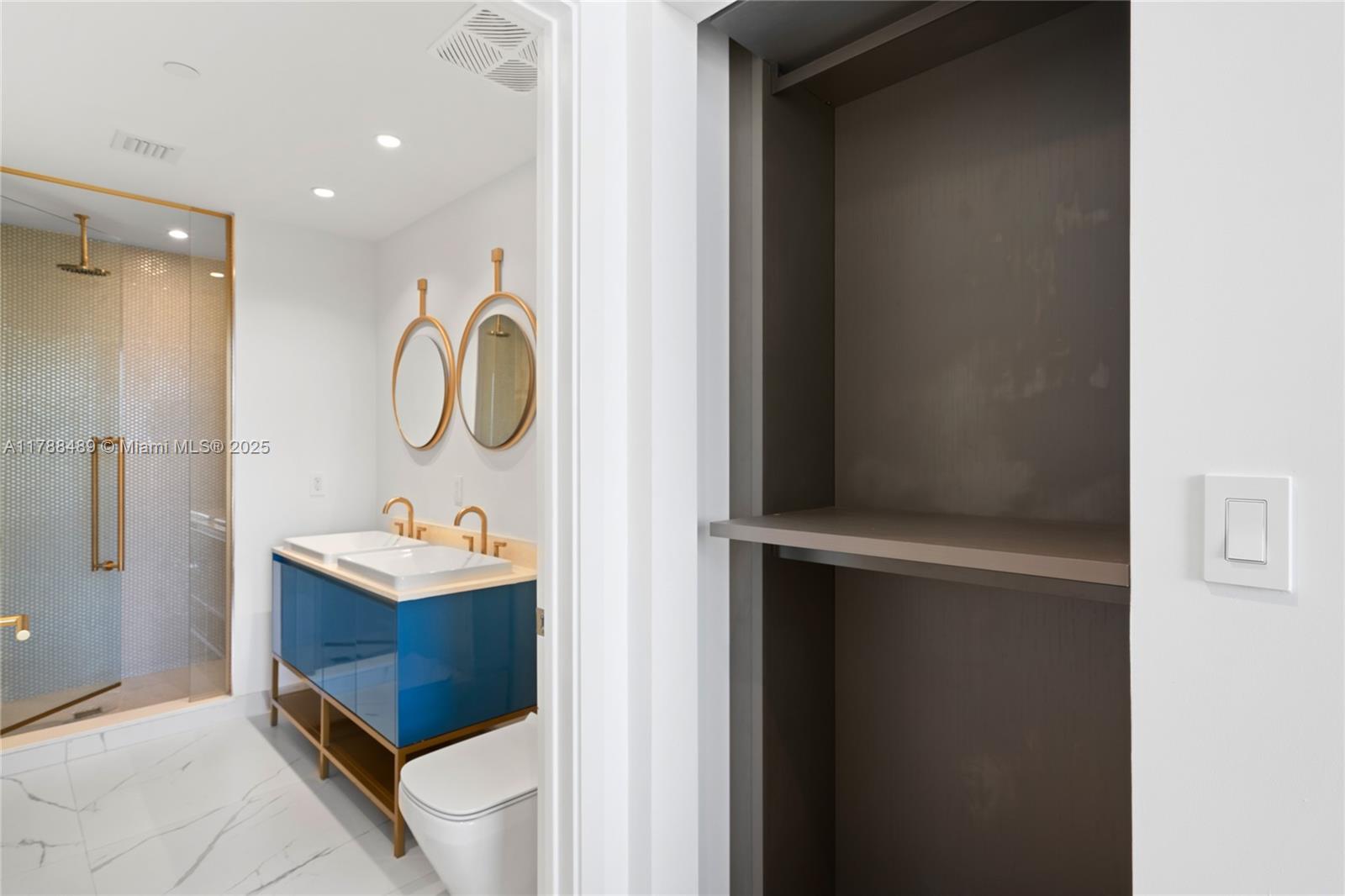 2678 Tigertail Ave # 615