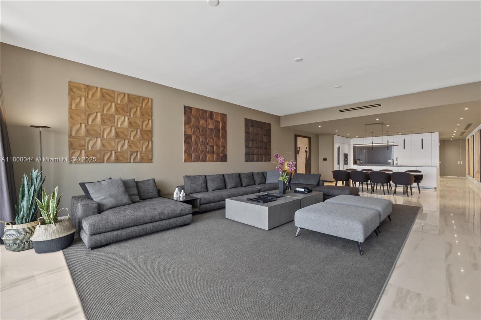 300 Biscayne Blvd Way # 3104