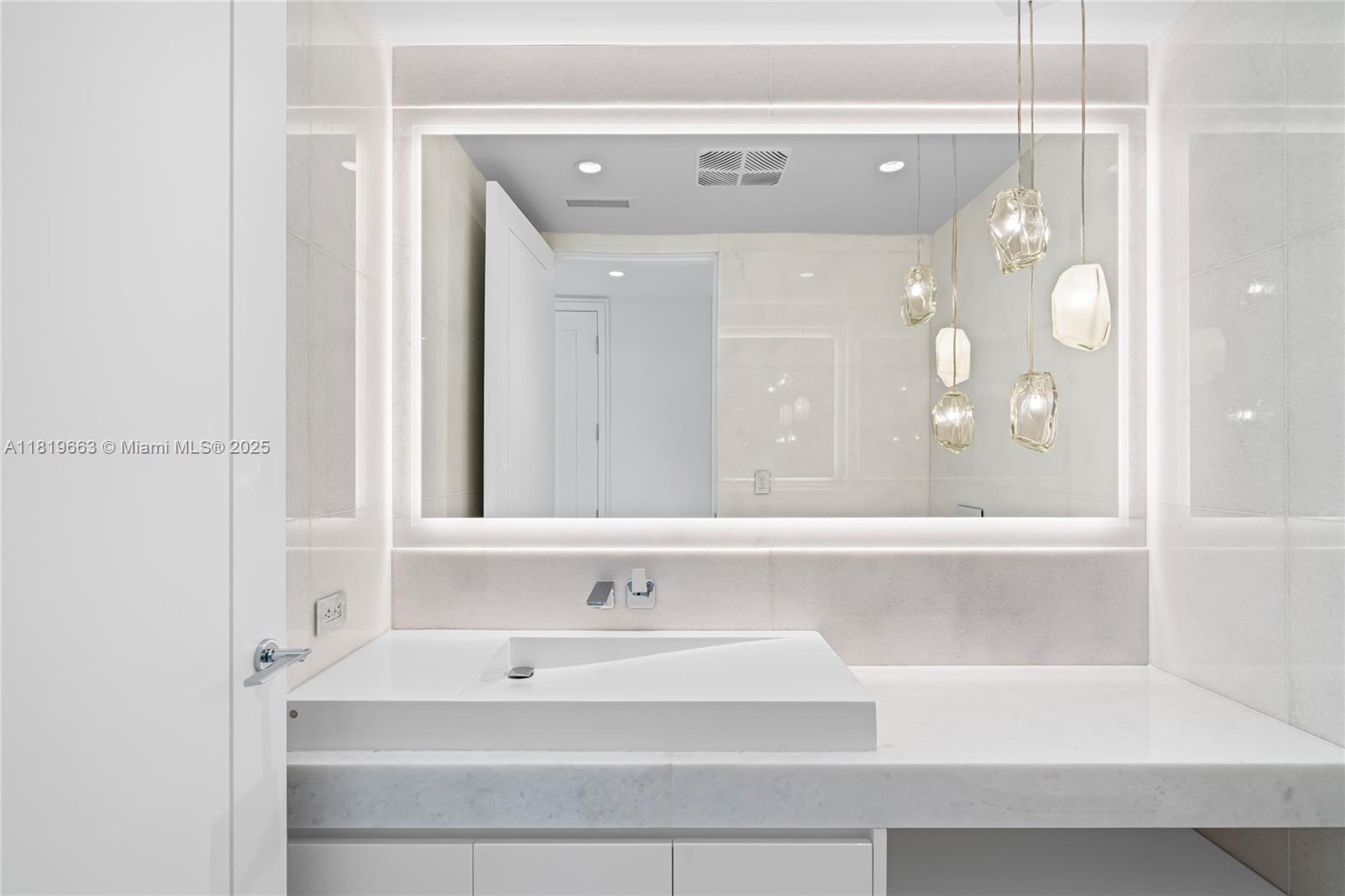 17975 Collins Ave # 3502 Unit: N-3502