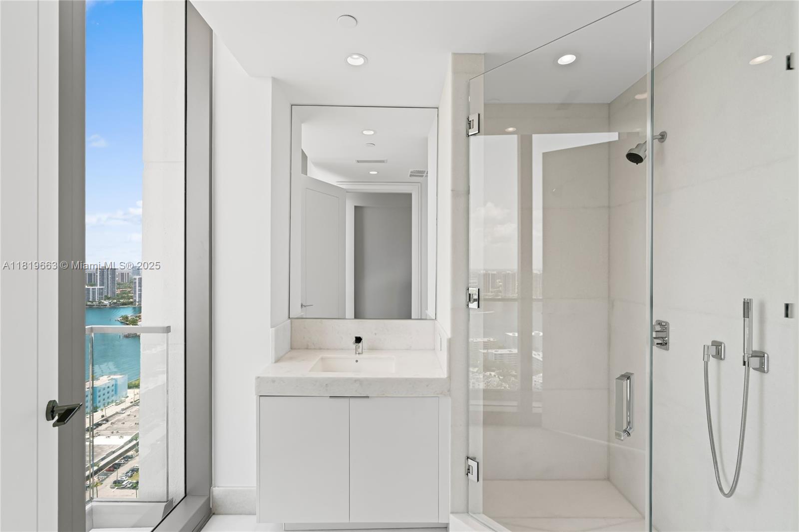 17975 Collins Ave # 3502 Unit: N-3502