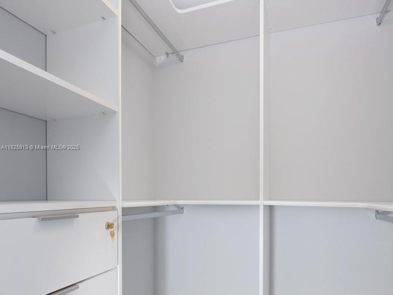 495 Brickell Ave # 4205