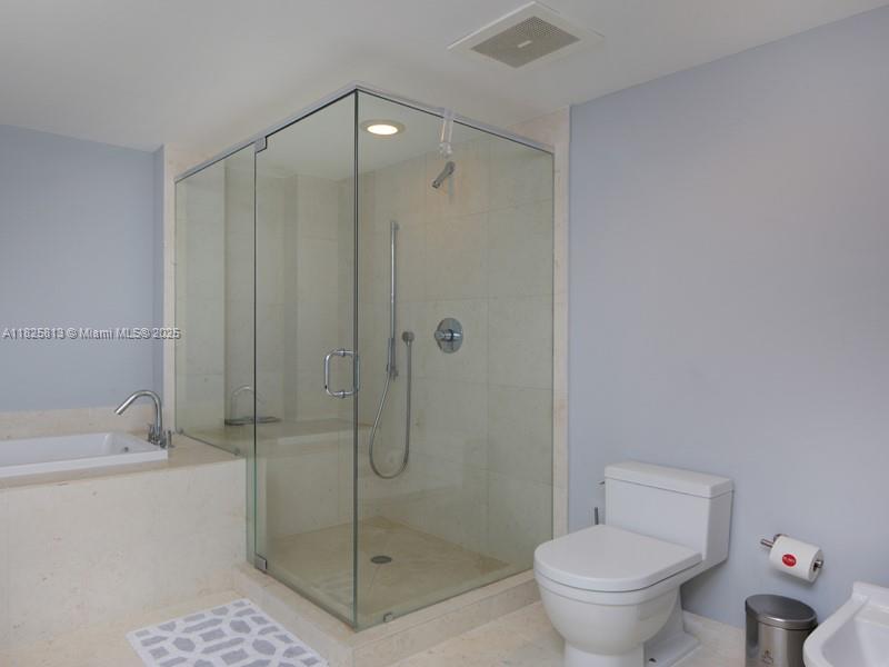 495 Brickell Ave # 4205