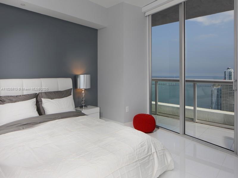 495 Brickell Ave # 4205