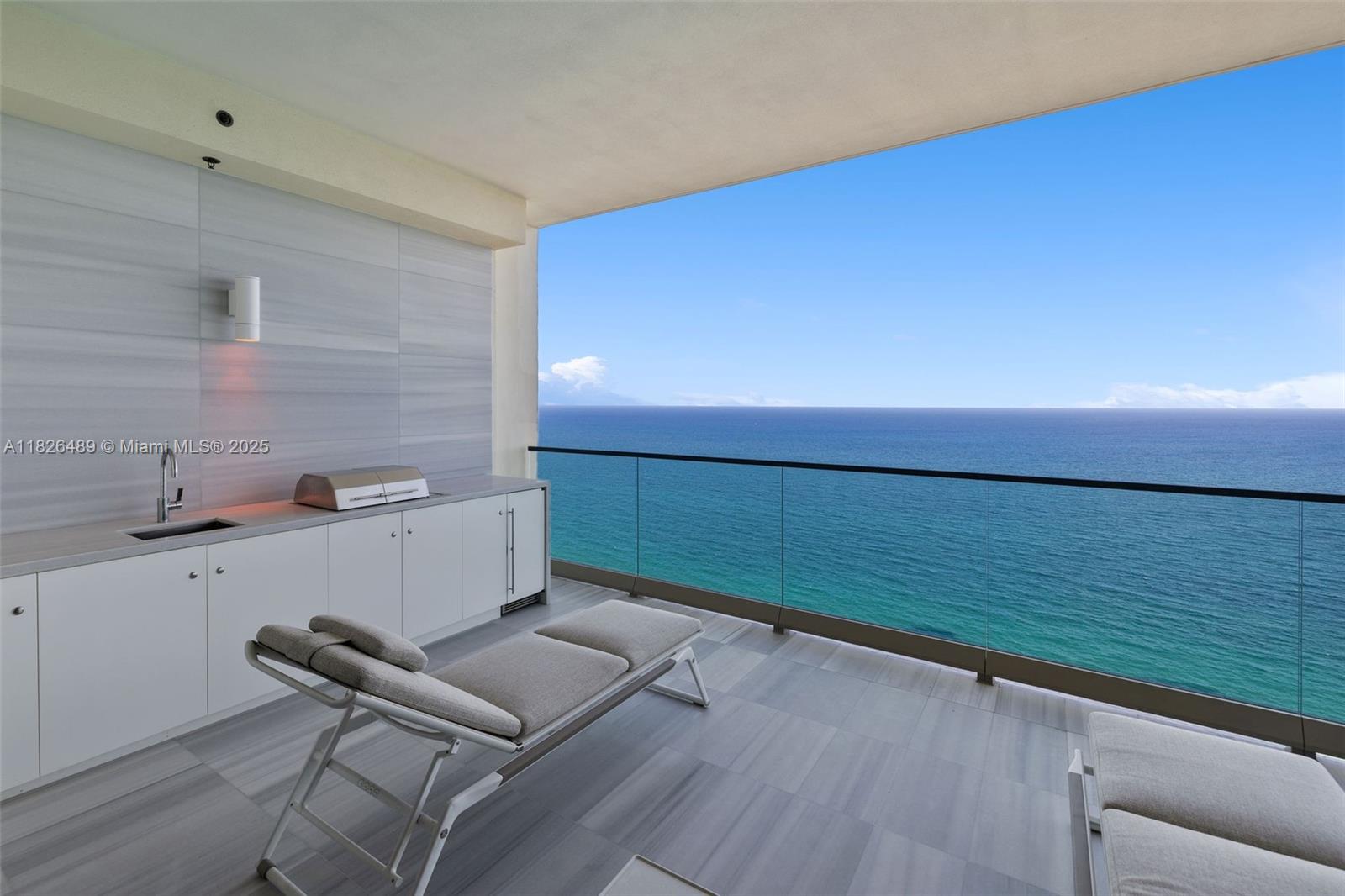 17901 Collins Ave # 3003