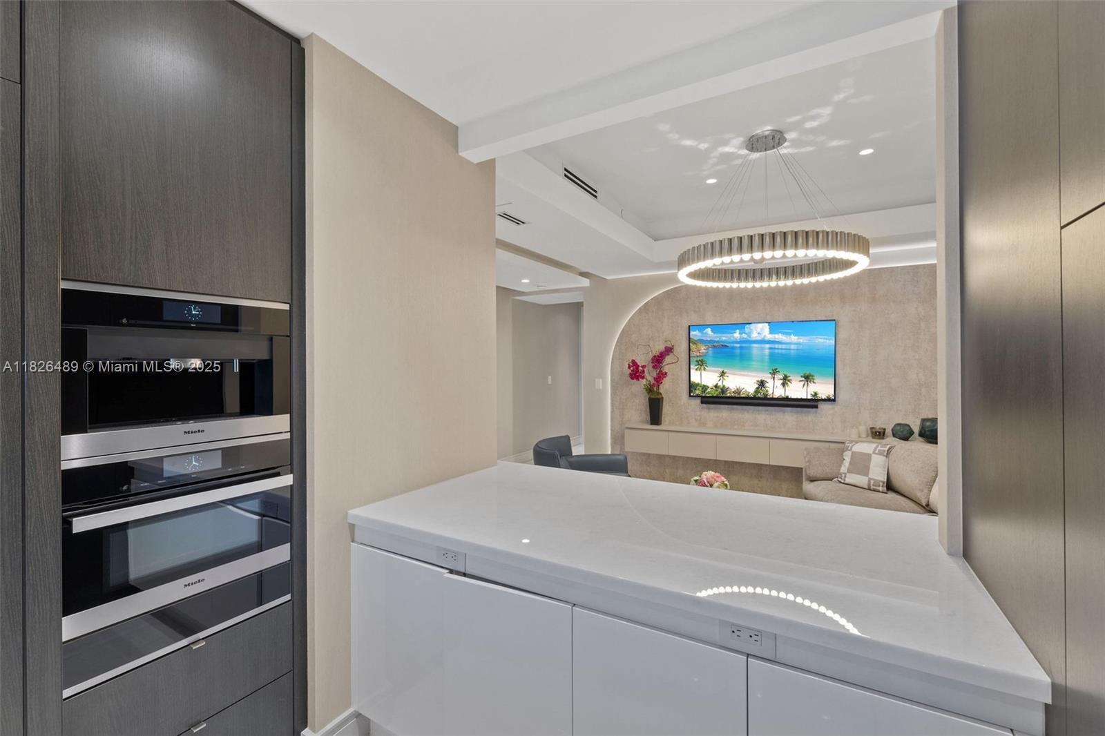 17901 Collins Ave # 3003