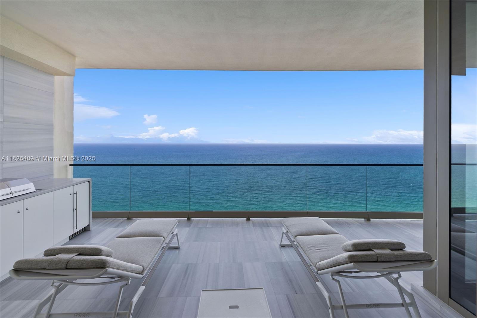 17901 Collins Ave # 3003