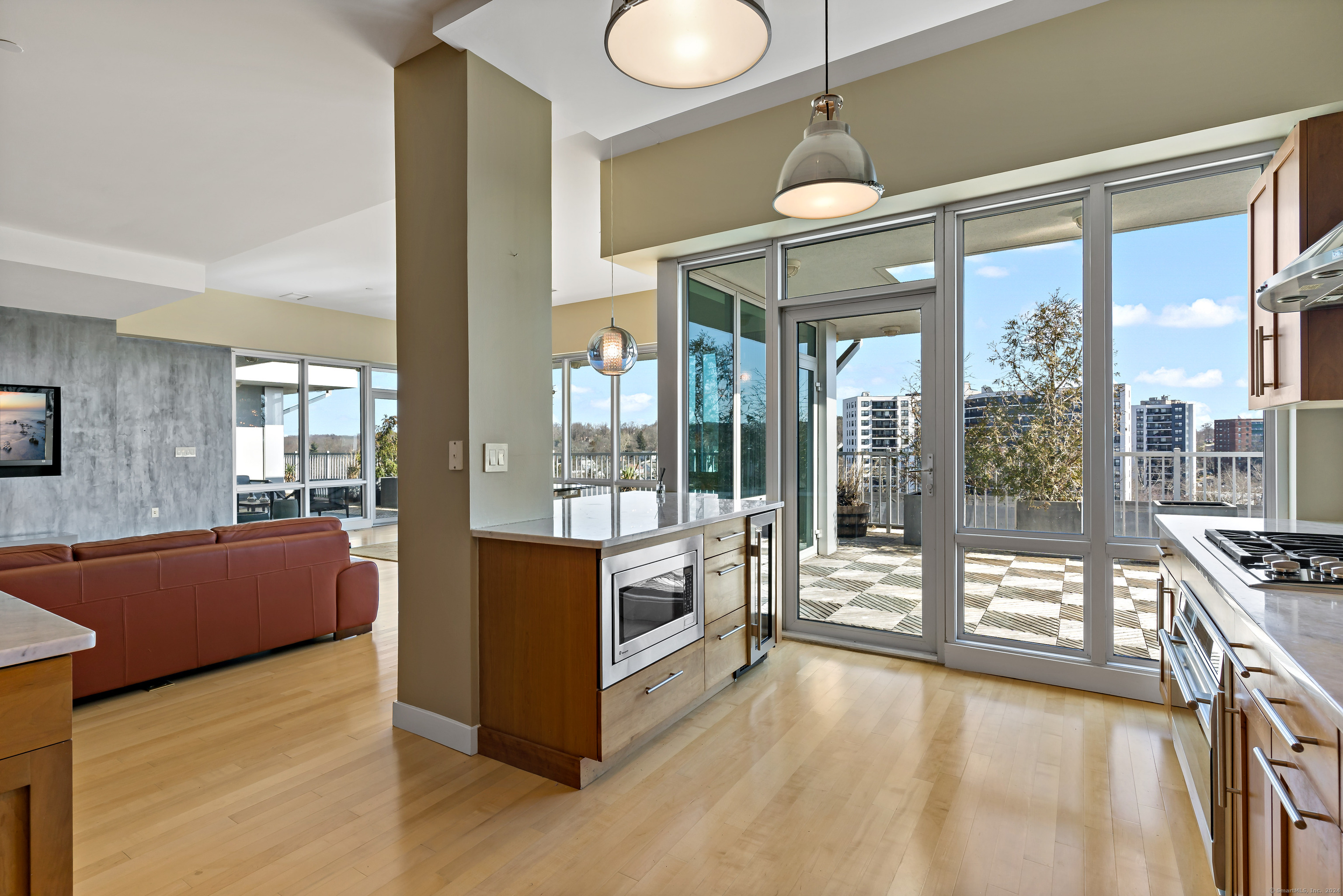 1515 Summer Street 802