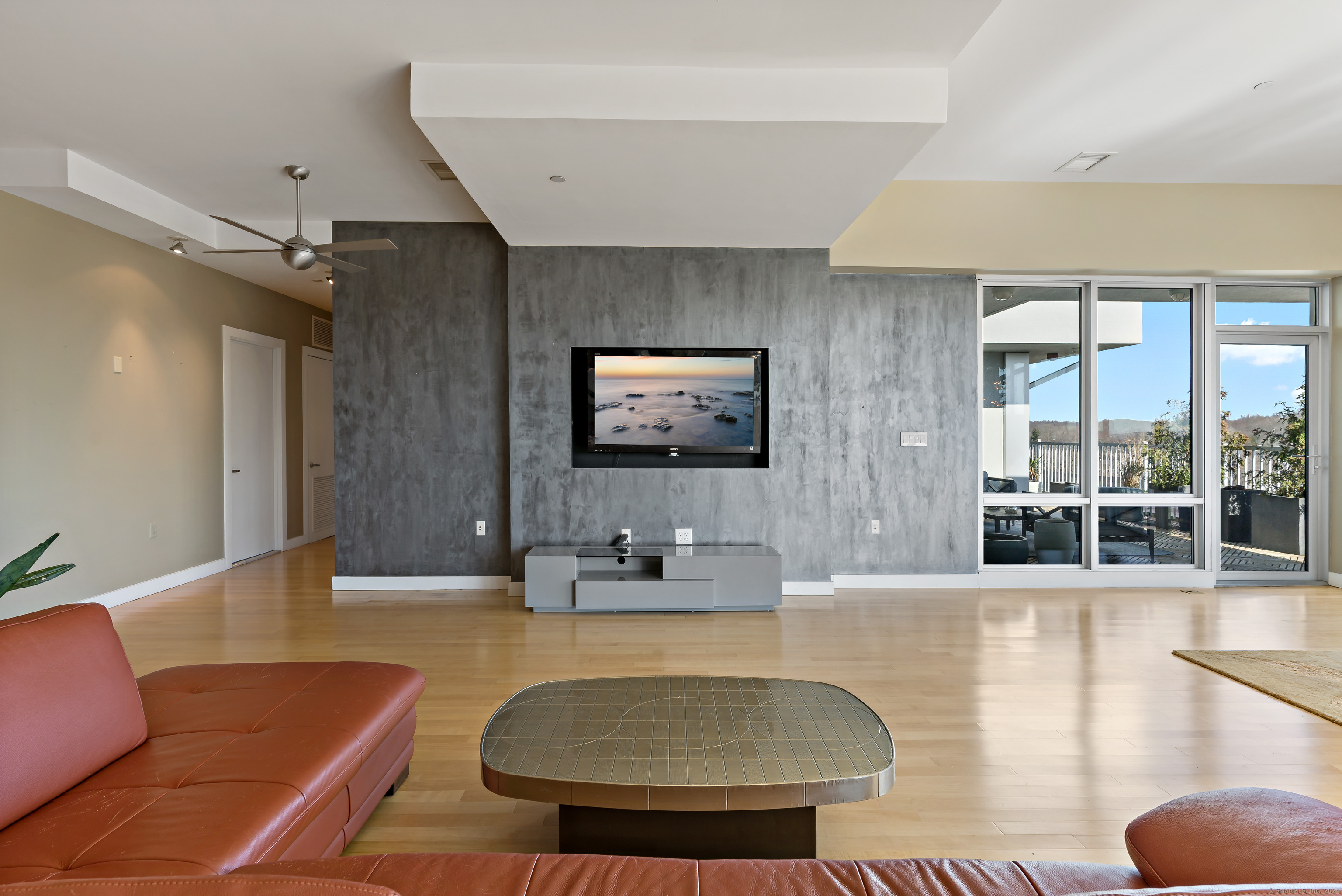1515 Summer Street 802