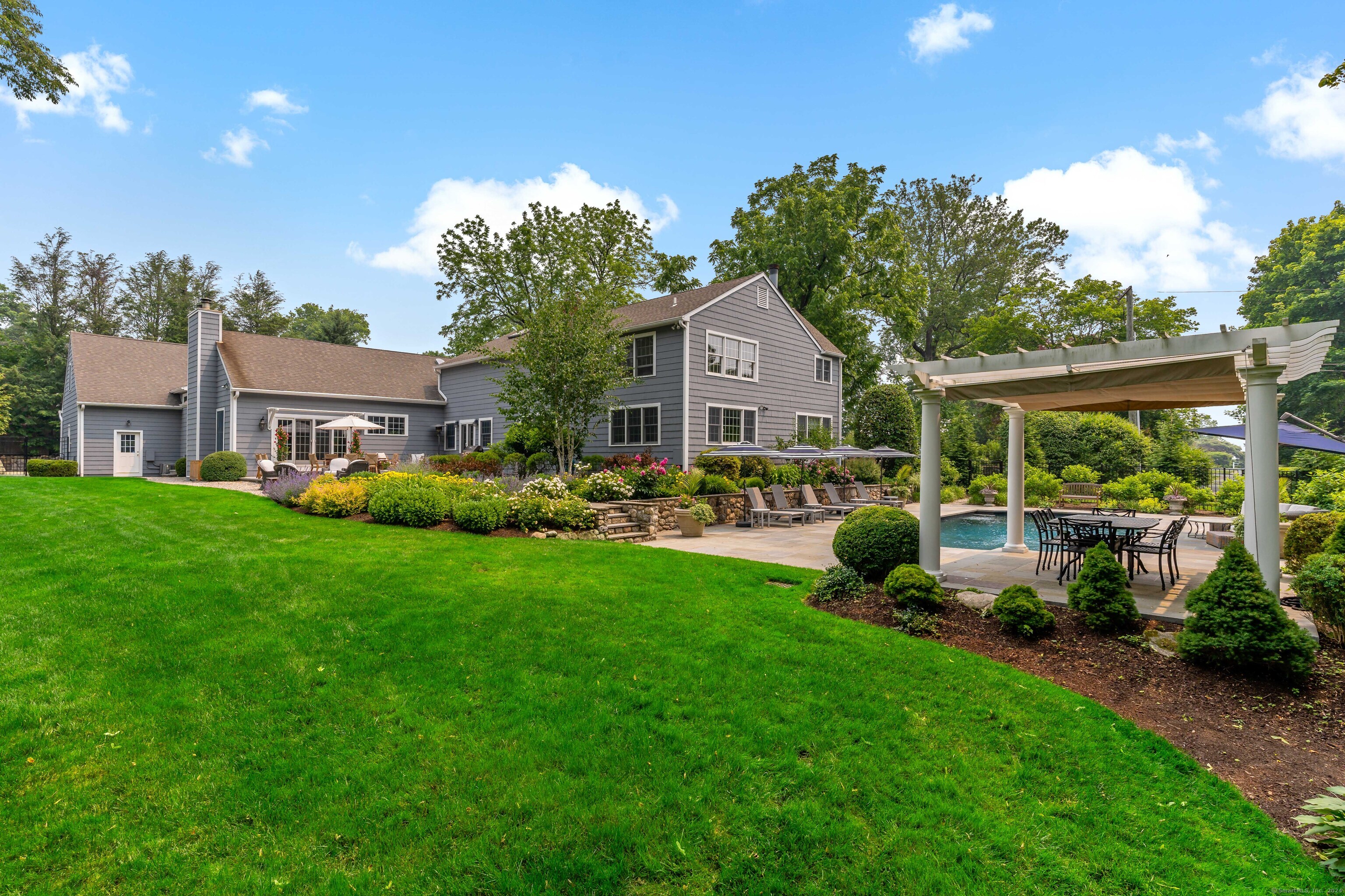 25 Wallacks Drive