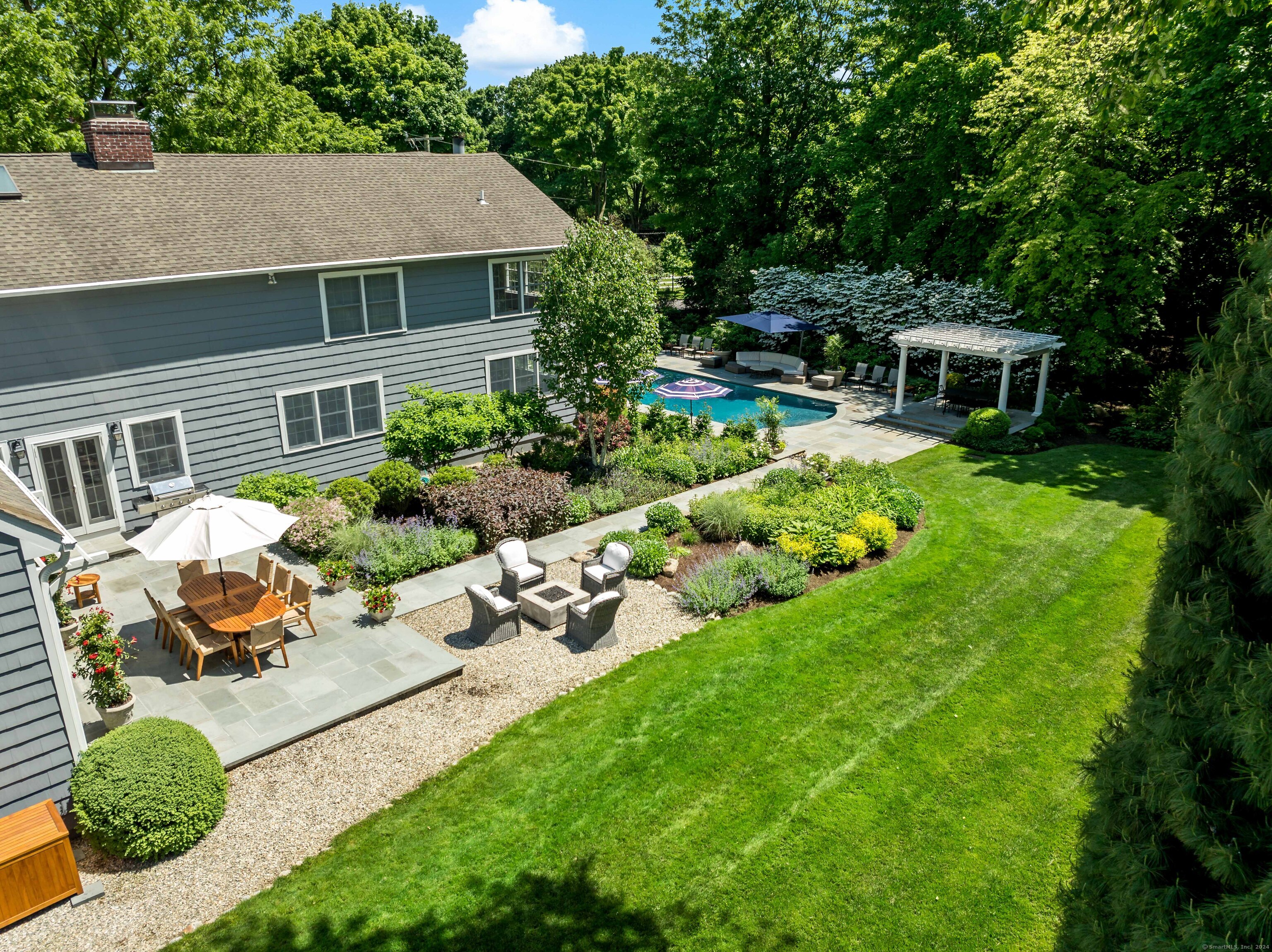 25 Wallacks Drive