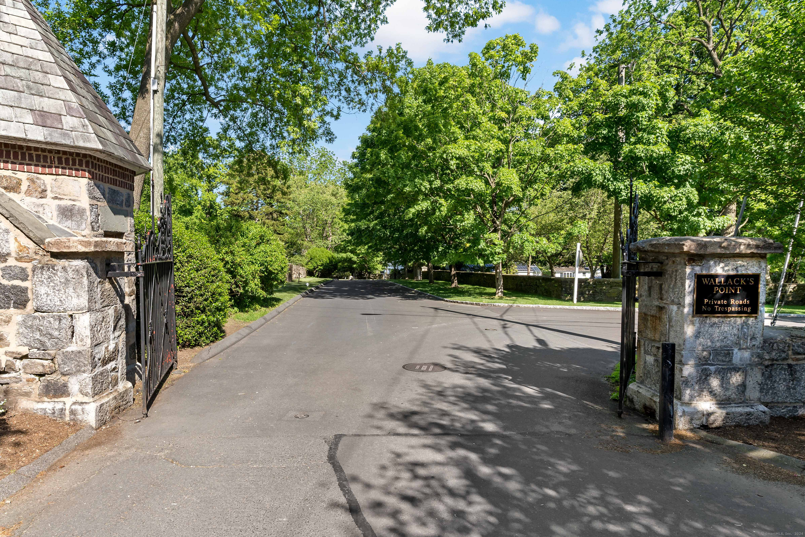 25 Wallacks Drive