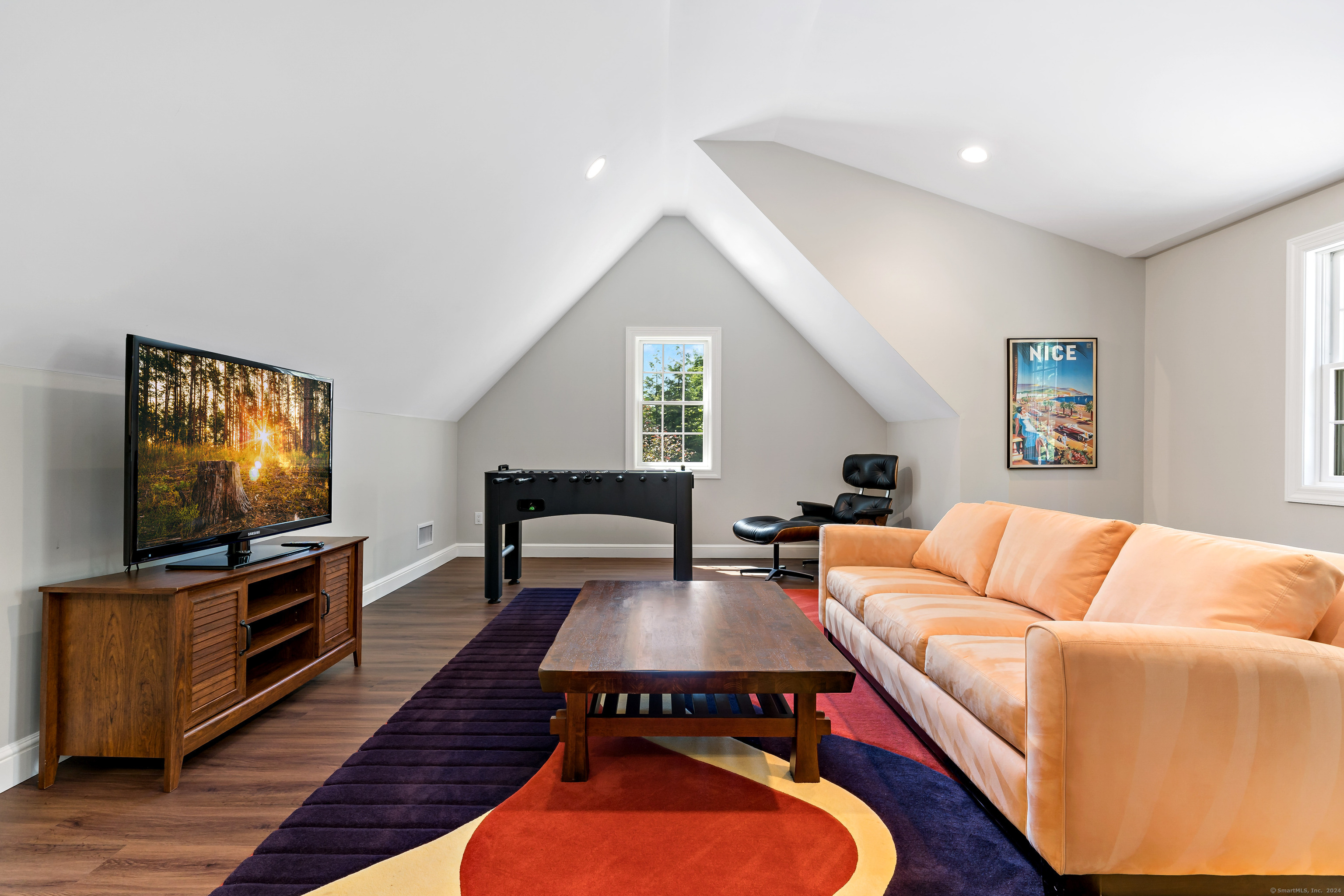 25 Wallacks Drive