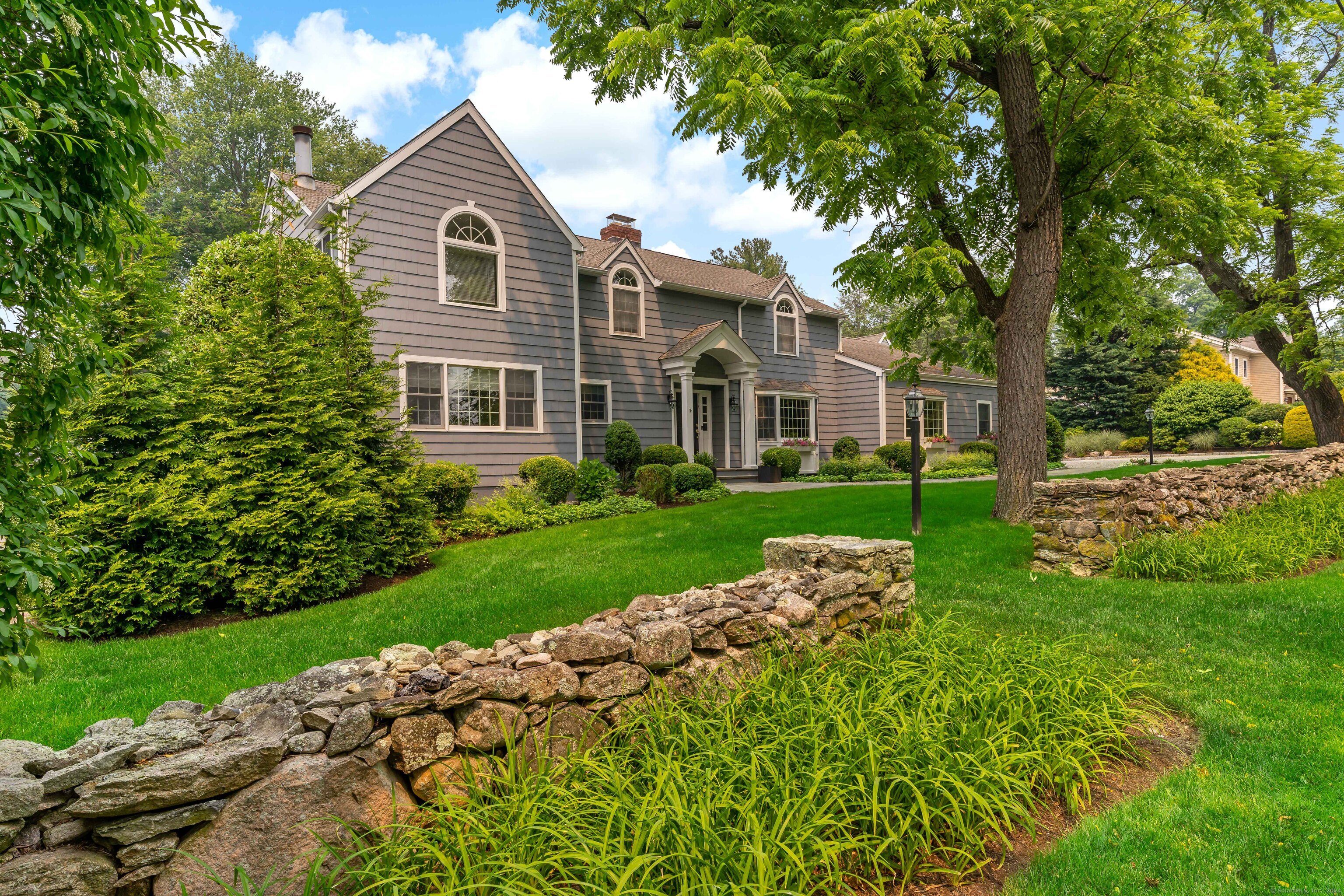 25 Wallacks Drive