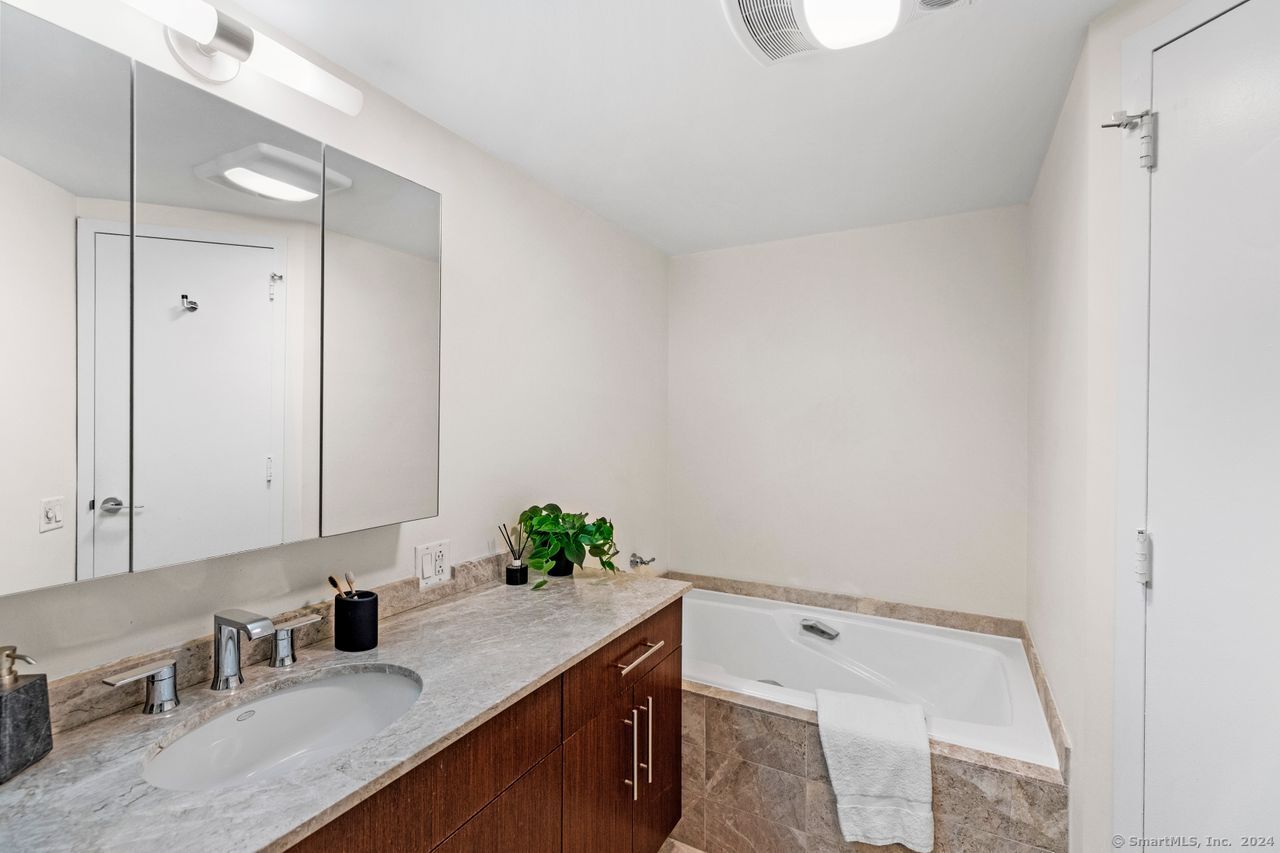 25 Forest Street APT 15G