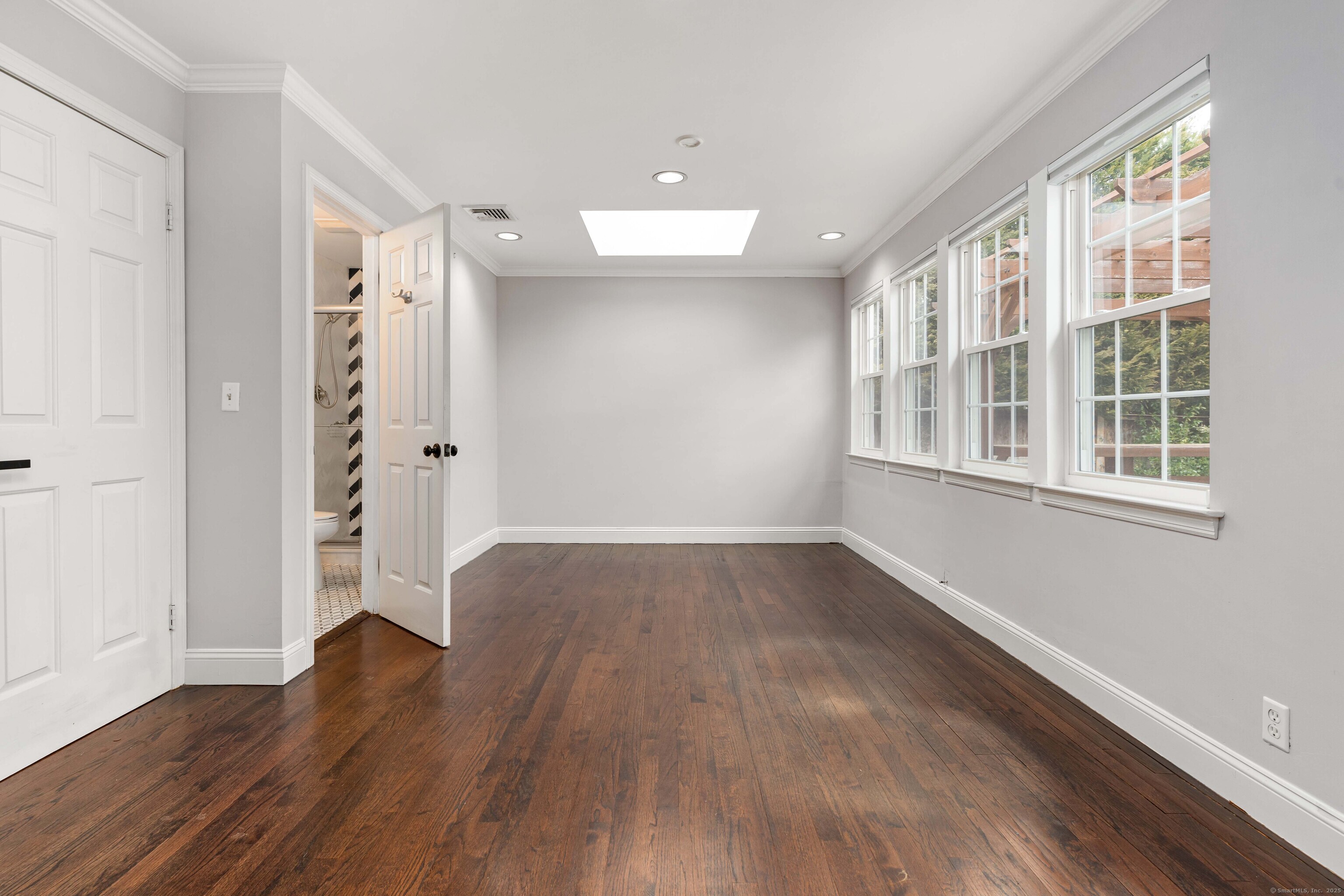 288 Stamford Avenue