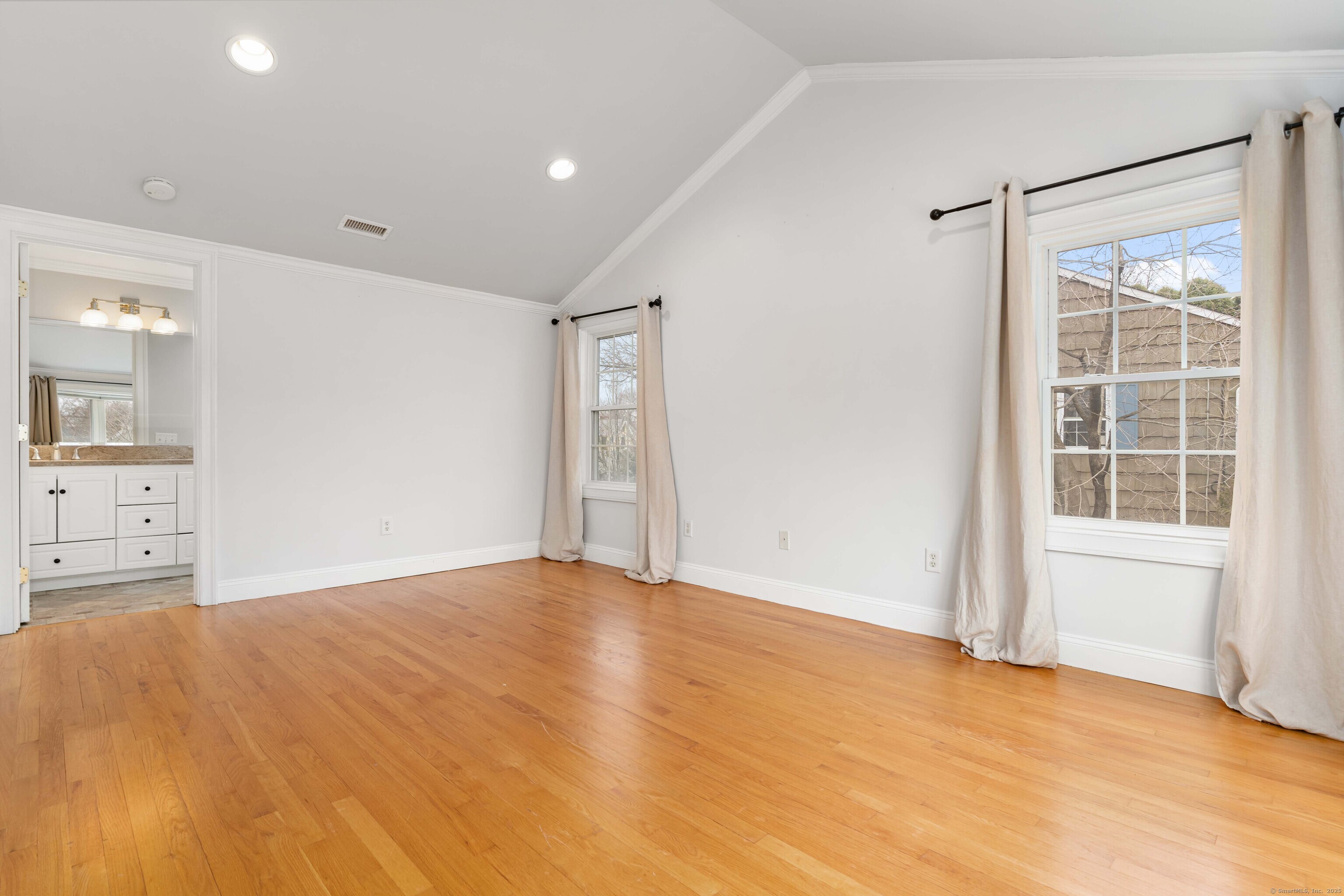 288 Stamford Avenue