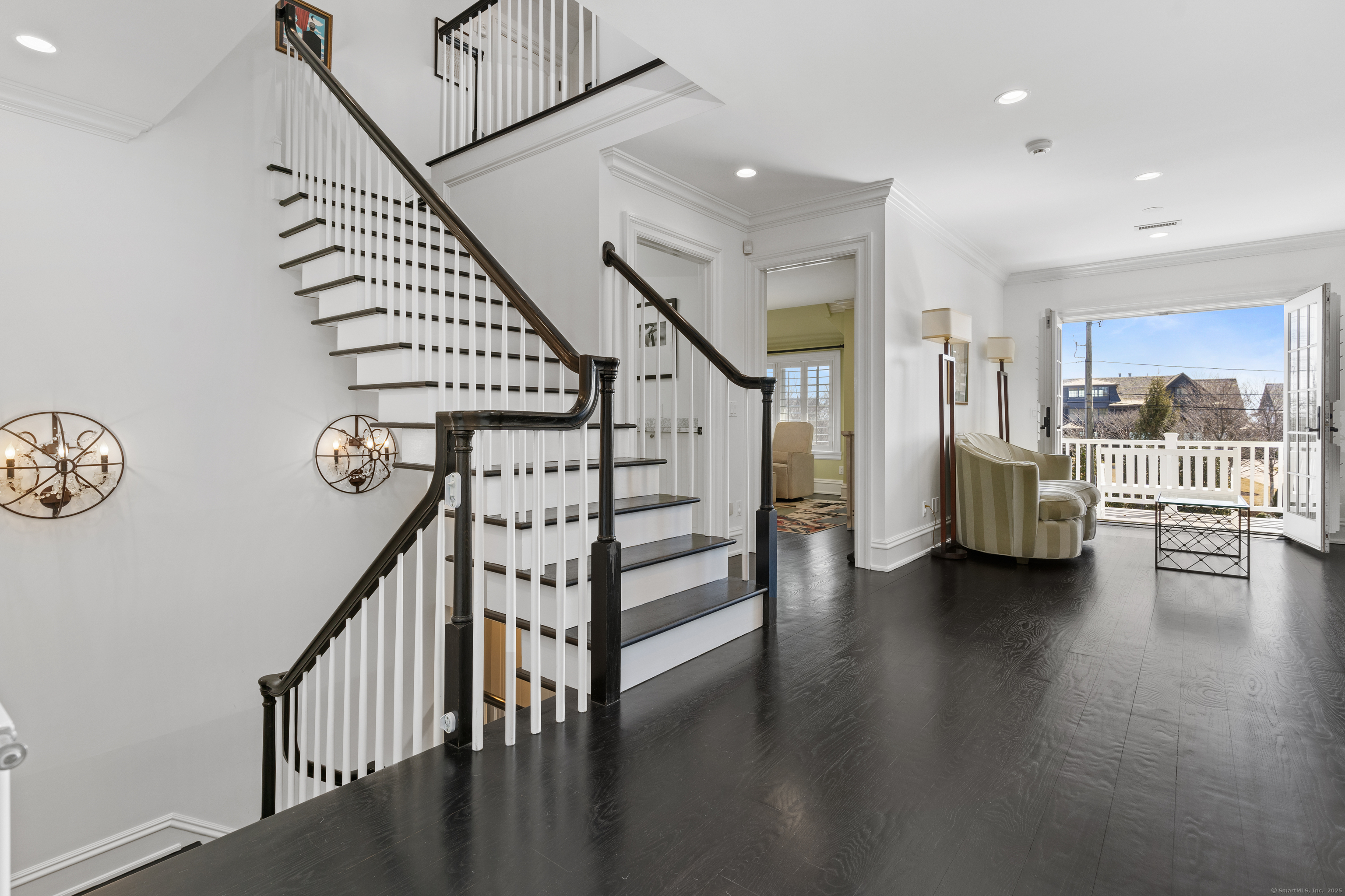 279 Ocean Drive East