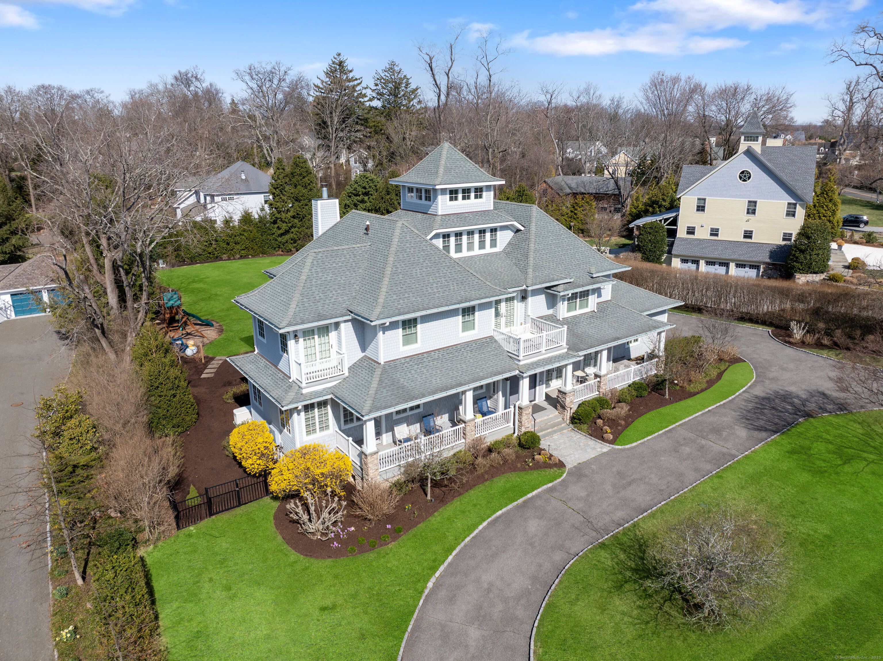 279 Ocean Drive East