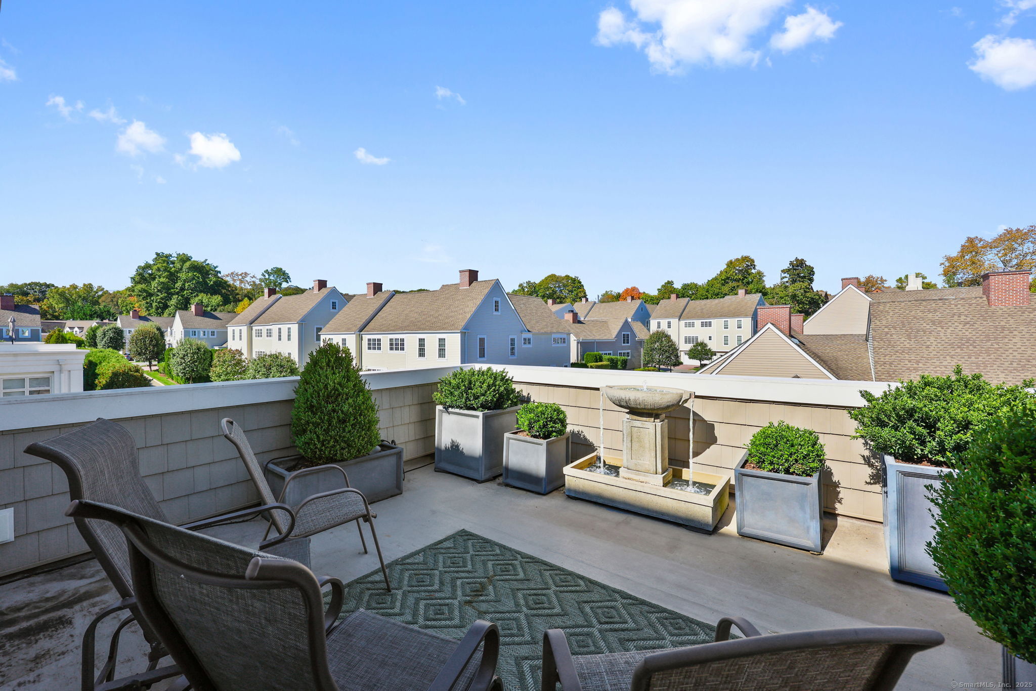 77 Havemeyer Lane 420