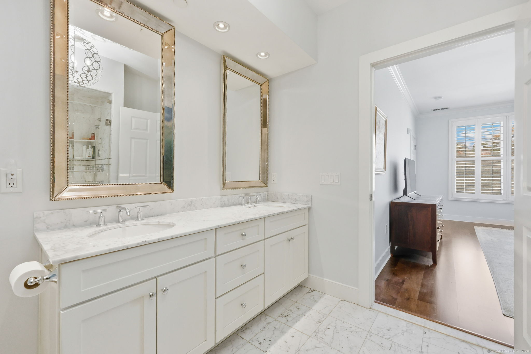 77 Havemeyer Lane 420