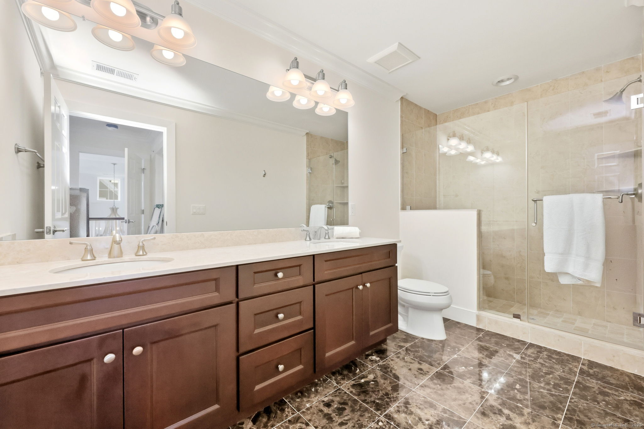 77 Havemeyer Lane 420