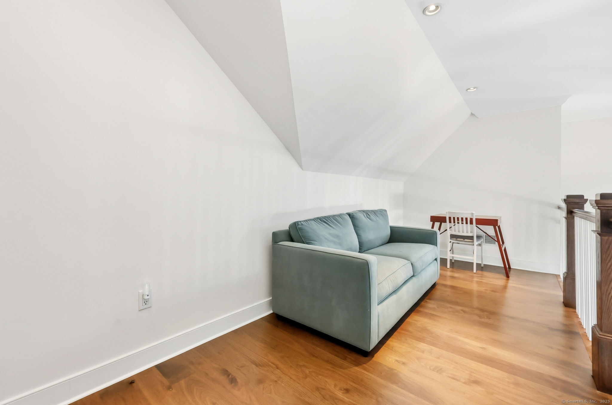 77 Havemeyer Lane 420