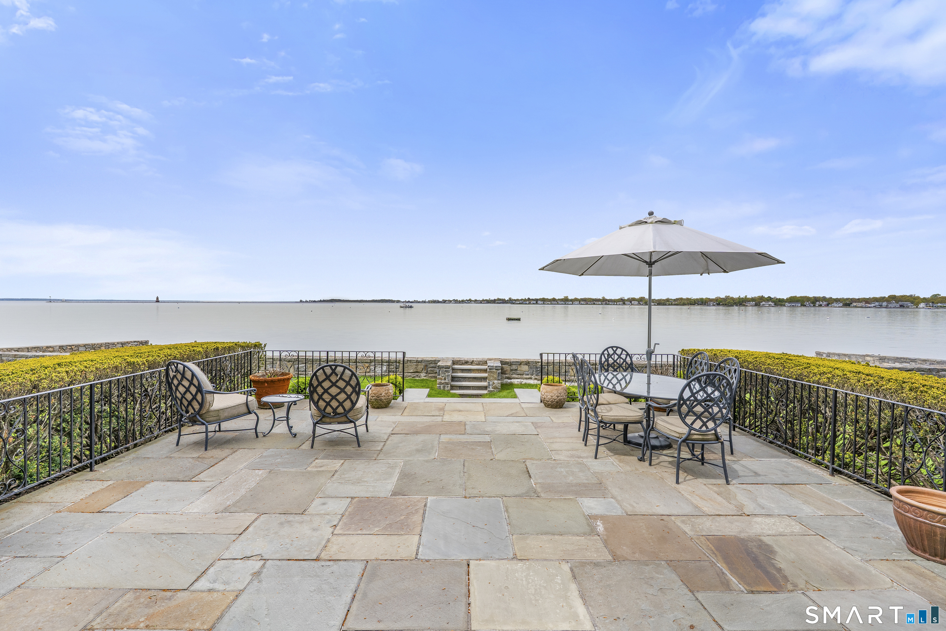 215 Ocean Drive West
