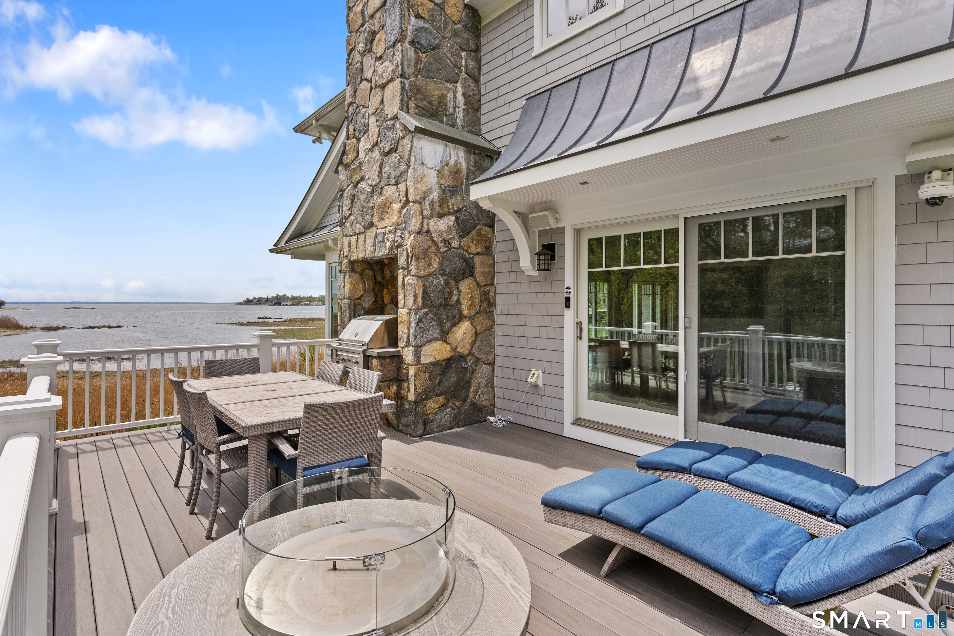 70 Kenilworth Drive East