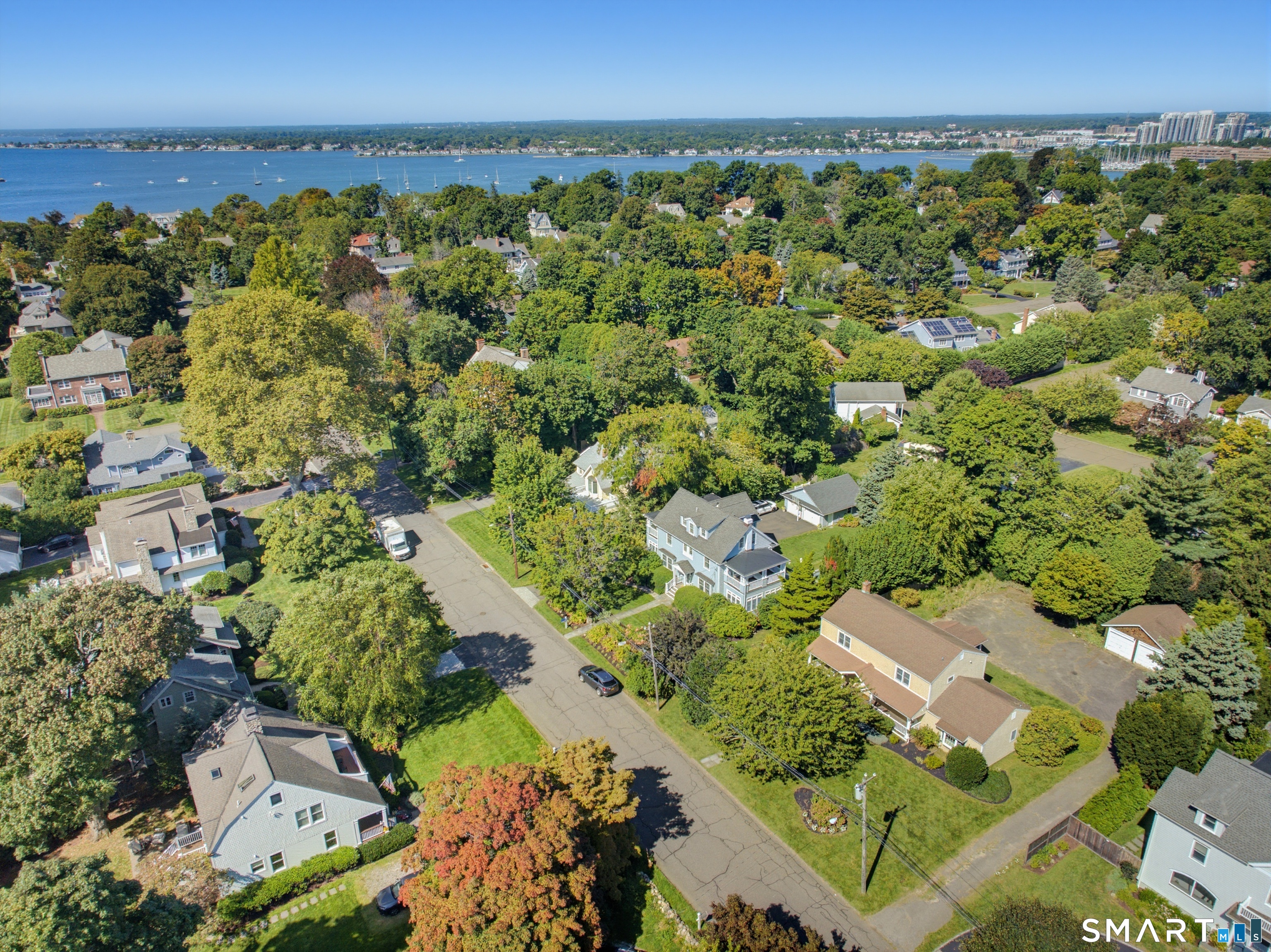 29 Verplank Avenue