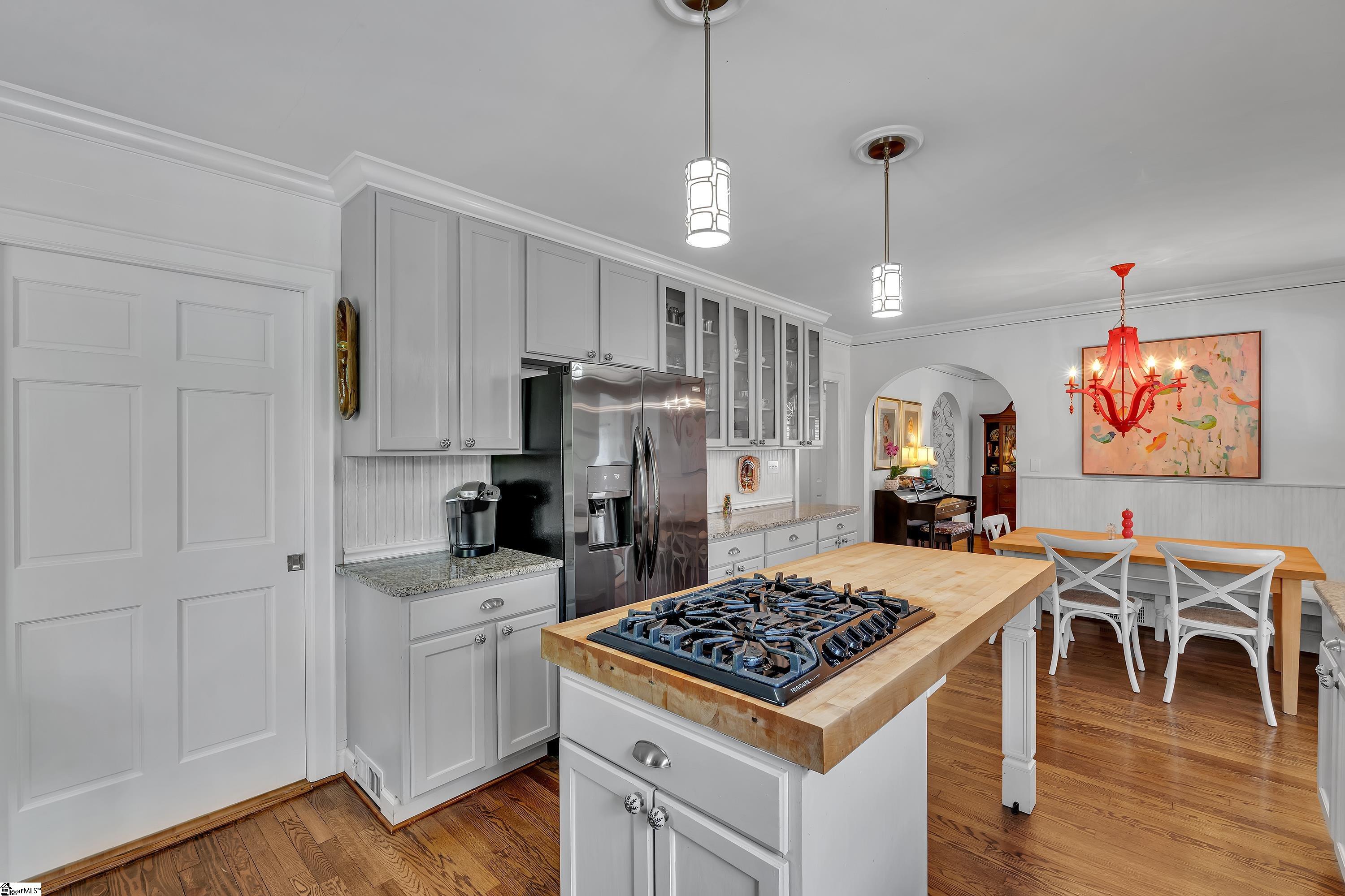 1 Longview Terrace