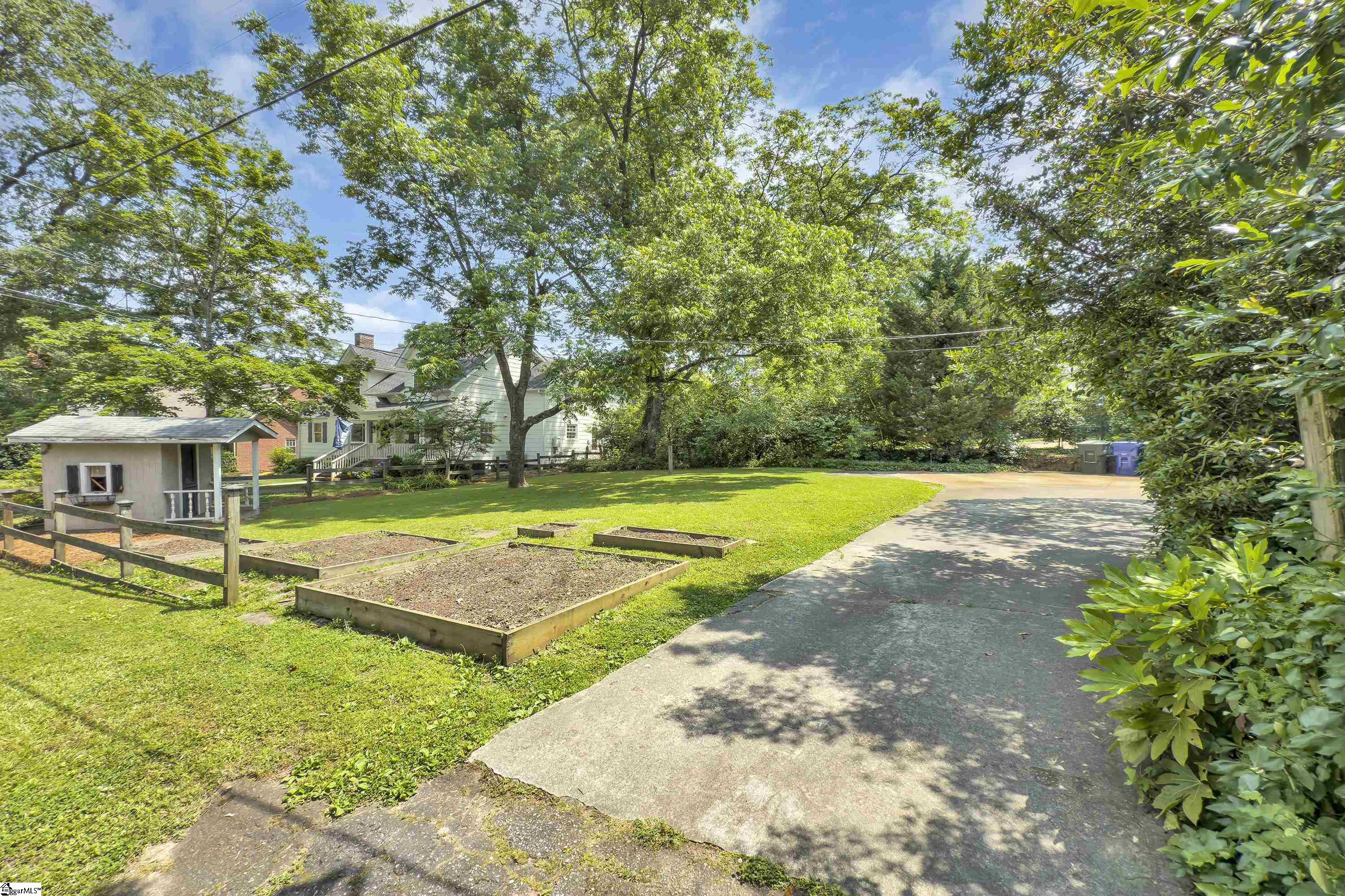1 Longview Terrace