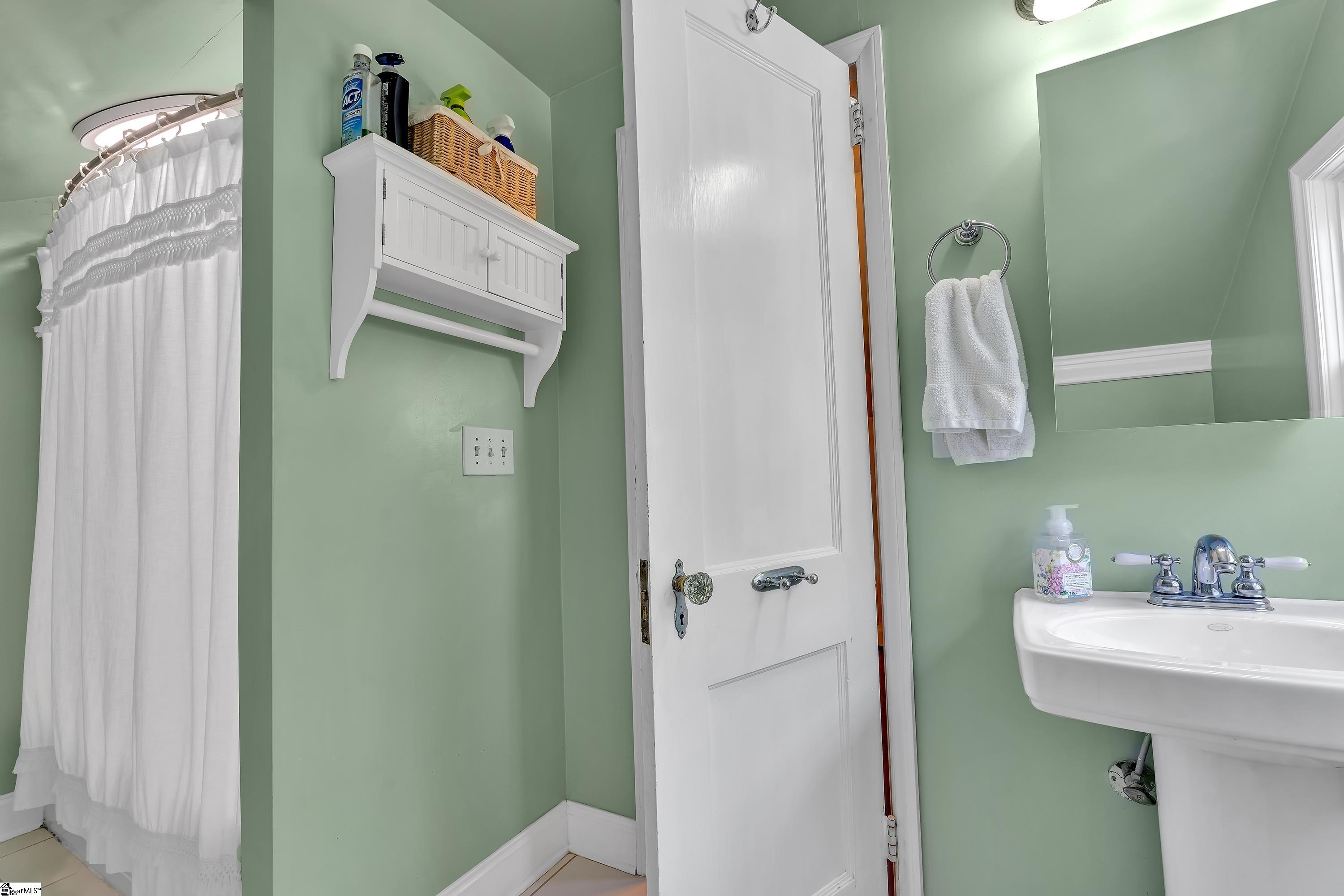1 Longview Terrace