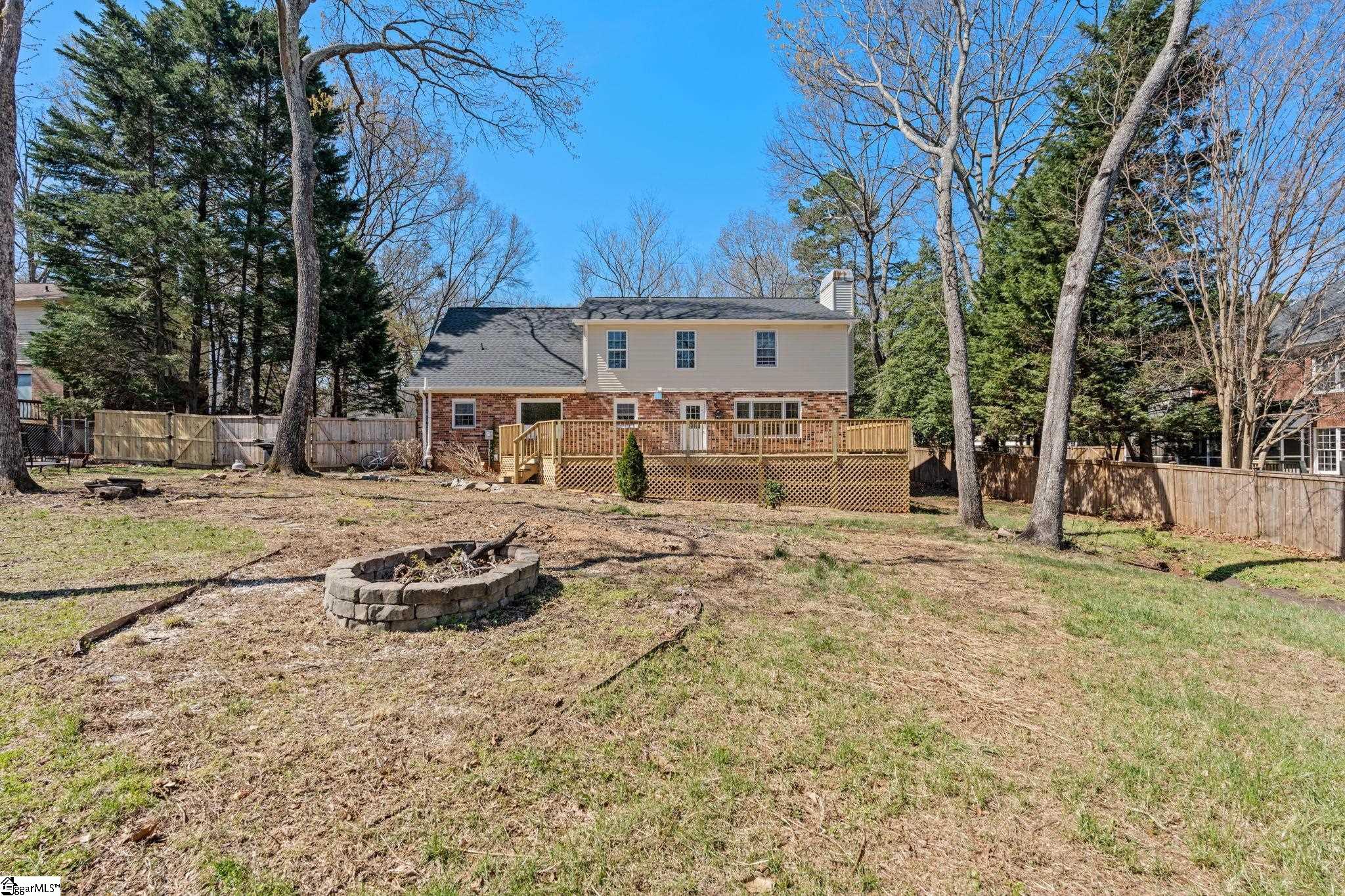 704 Hedgewood Terrace