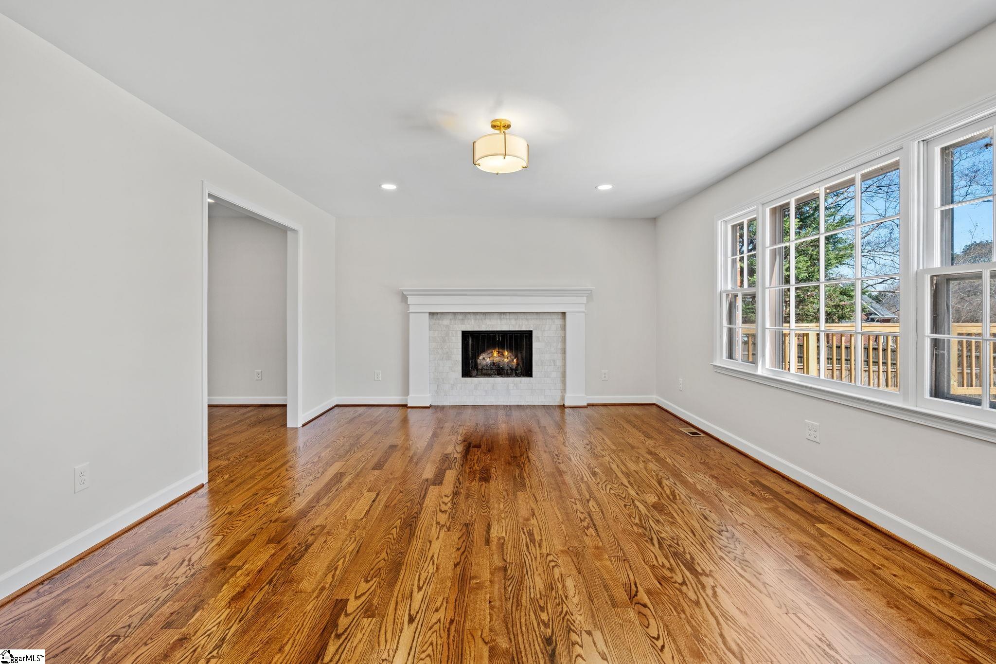 704 Hedgewood Terrace