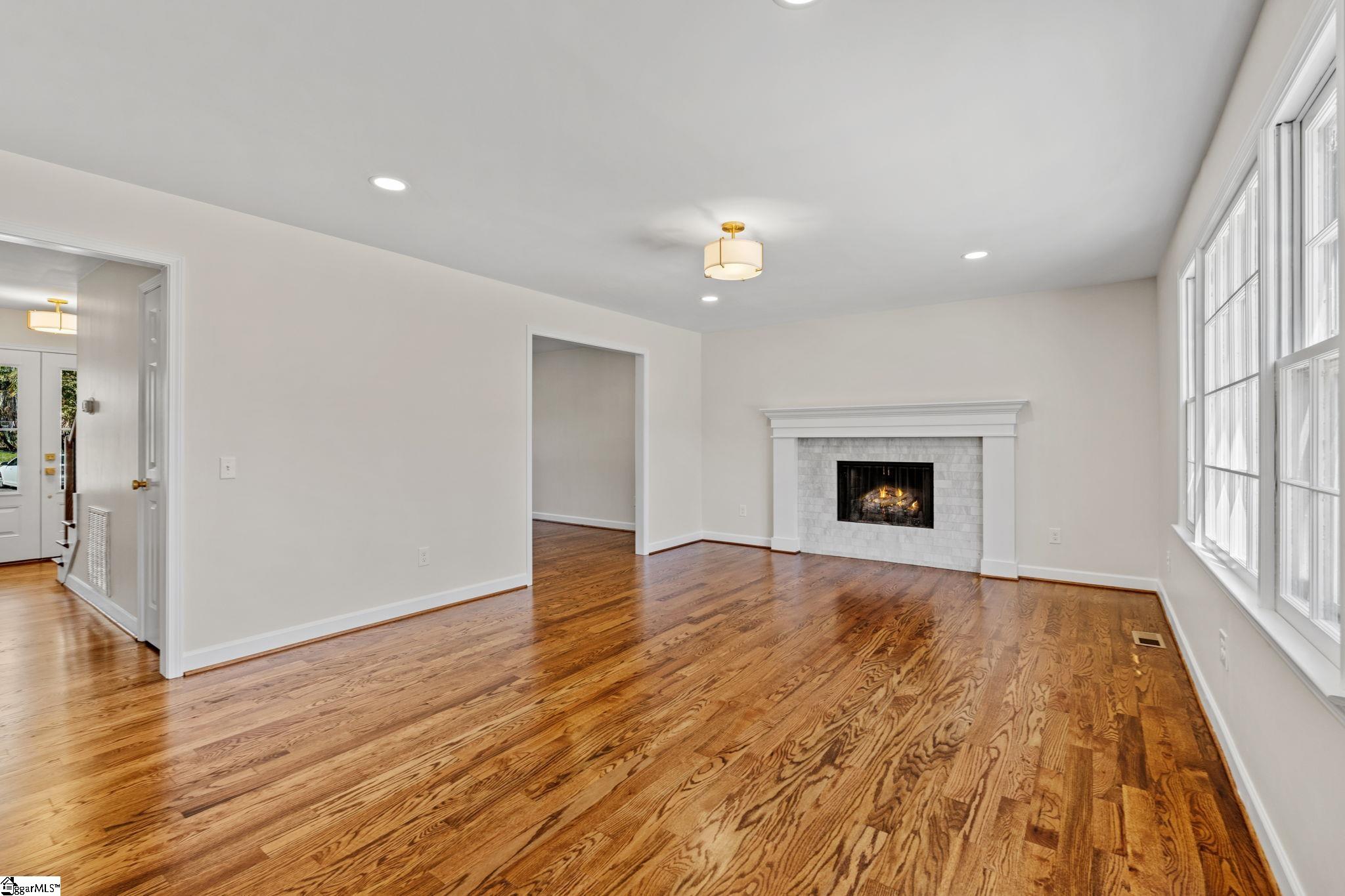 704 Hedgewood Terrace