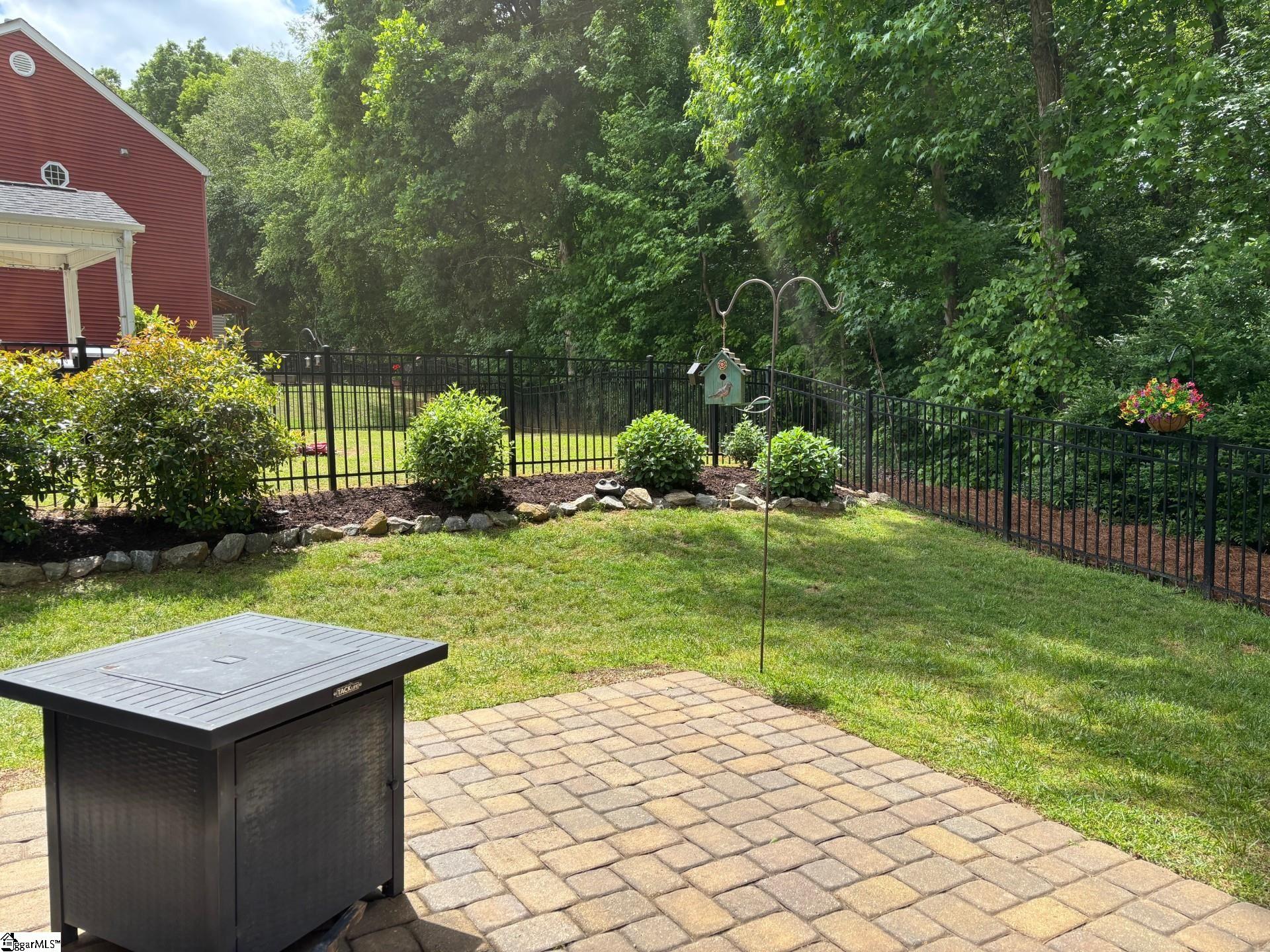 129 Ledgewood Way