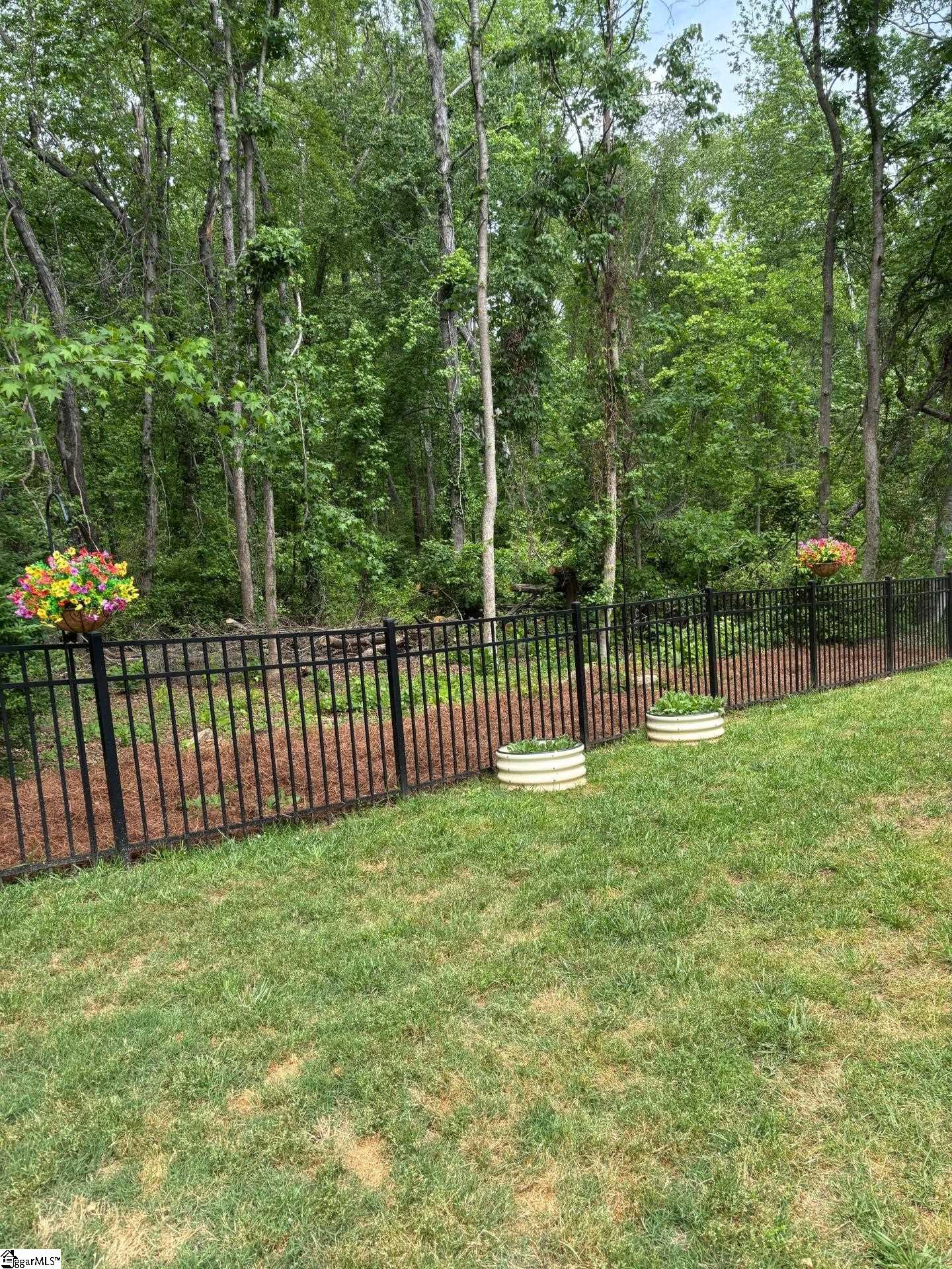 129 Ledgewood Way