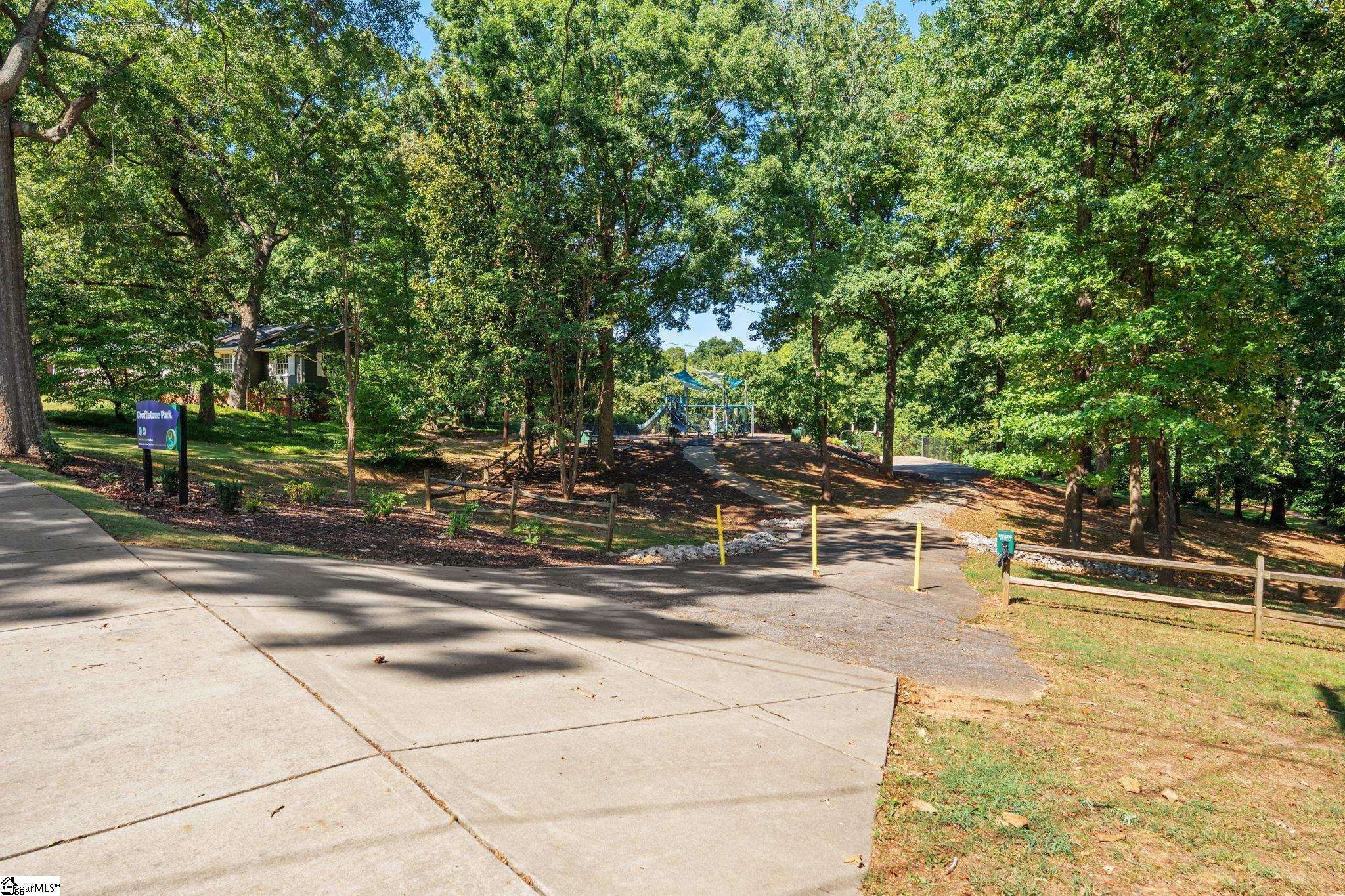 1009 Summit Drive