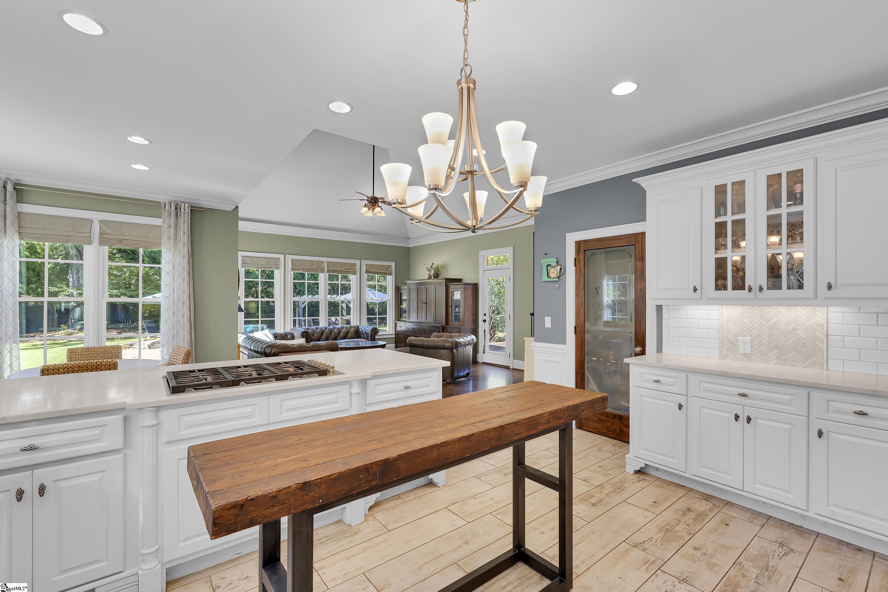 2 Stonebrook Farm Way