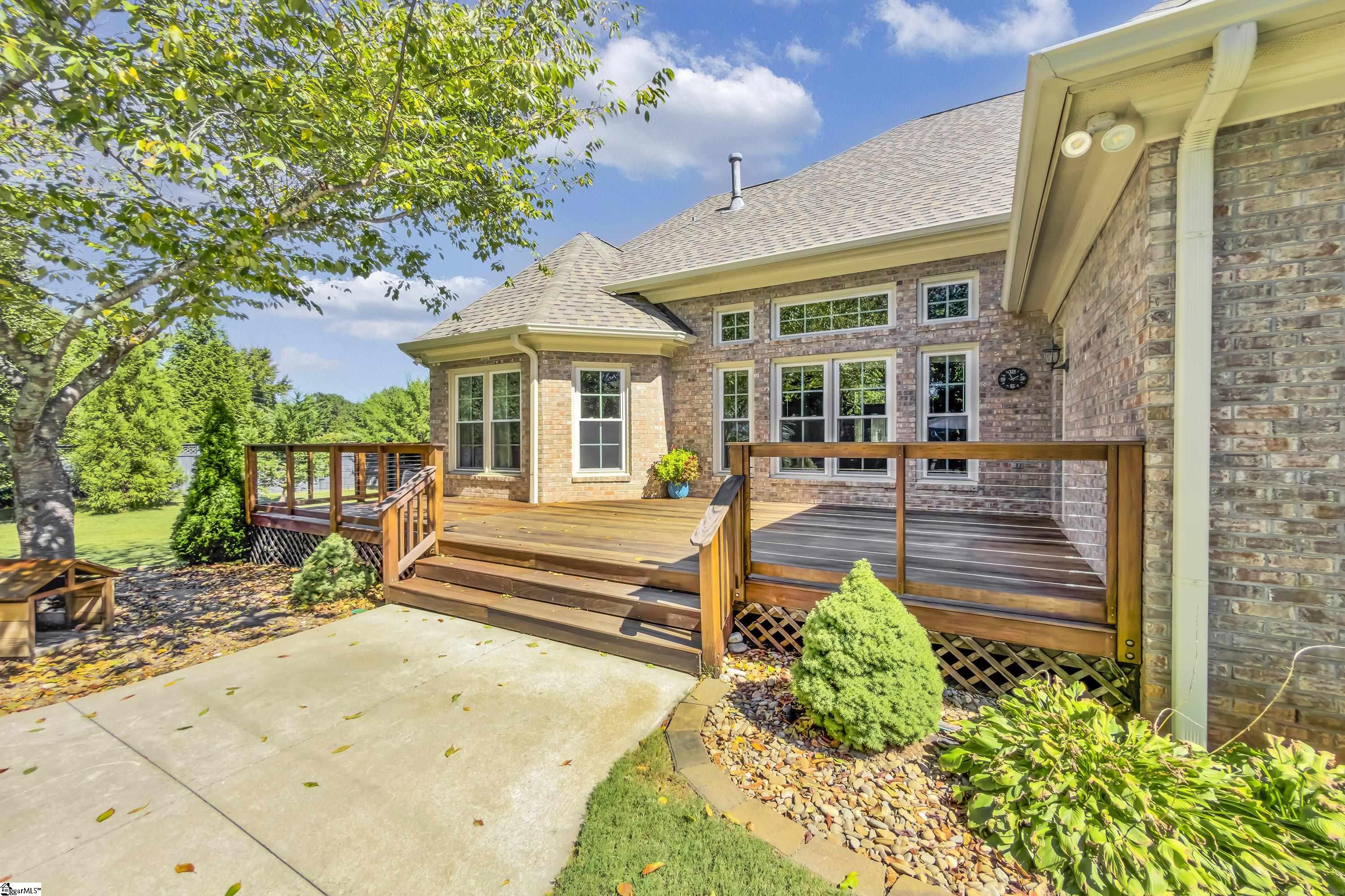 2 Stonebrook Farm Way