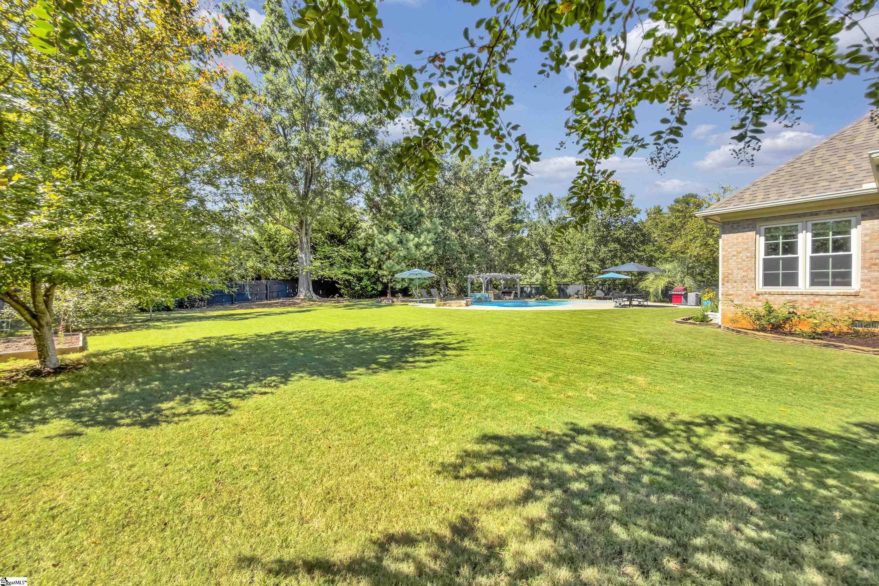2 Stonebrook Farm Way
