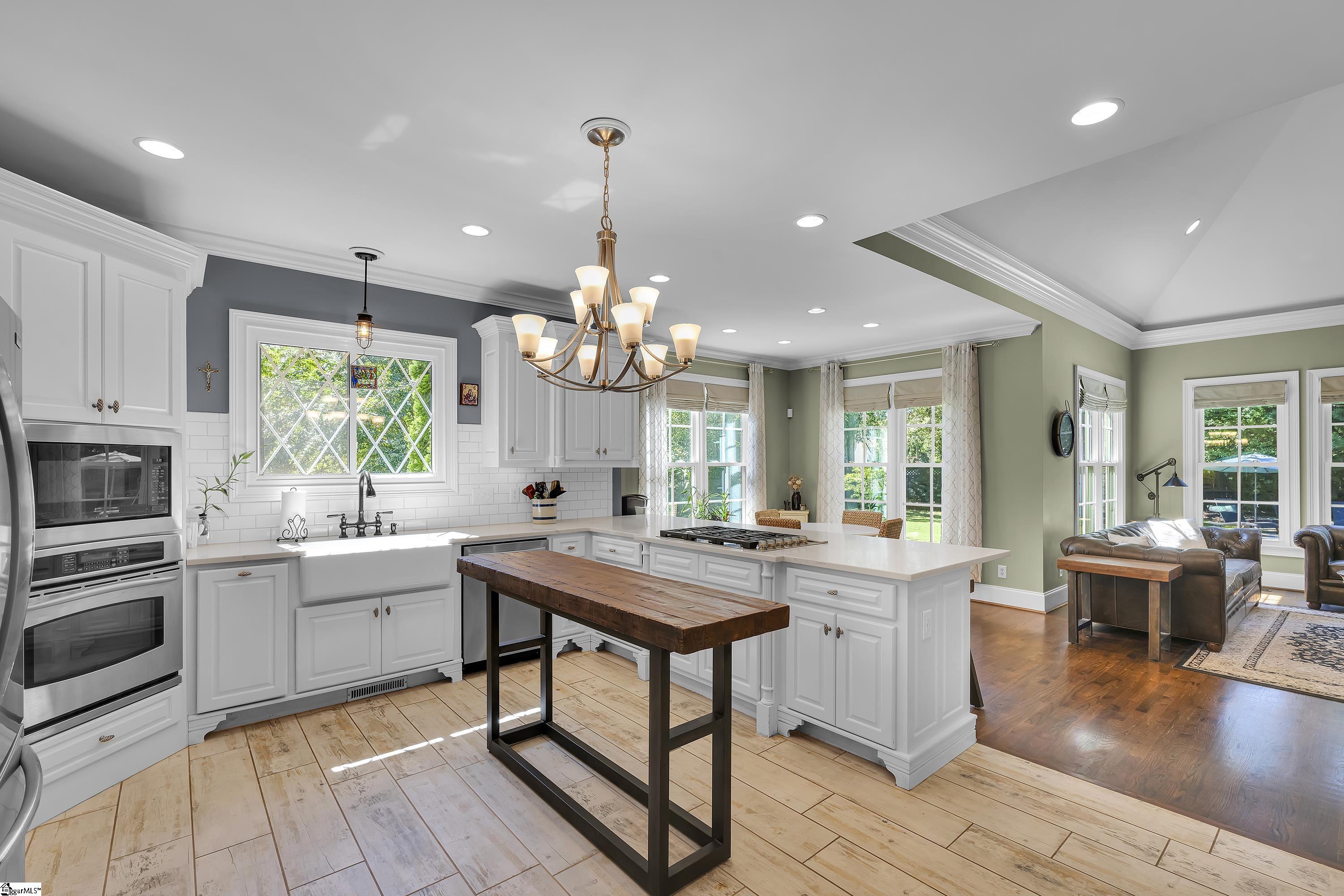 2 Stonebrook Farm Way