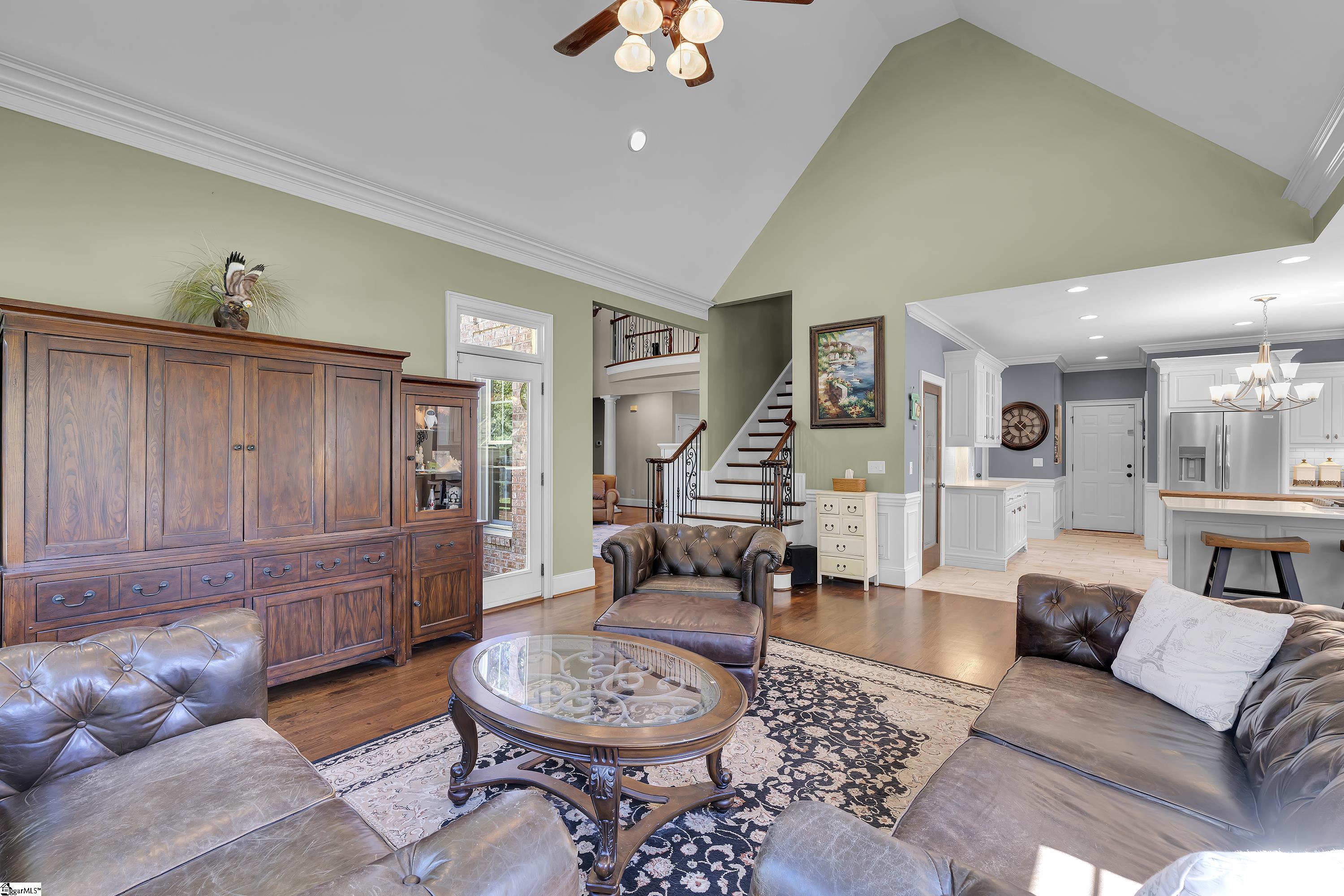 2 Stonebrook Farm Way