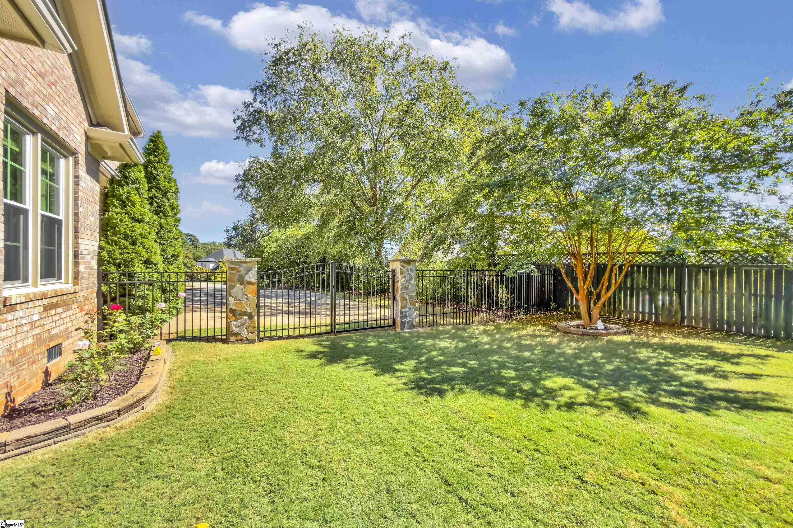 2 Stonebrook Farm Way