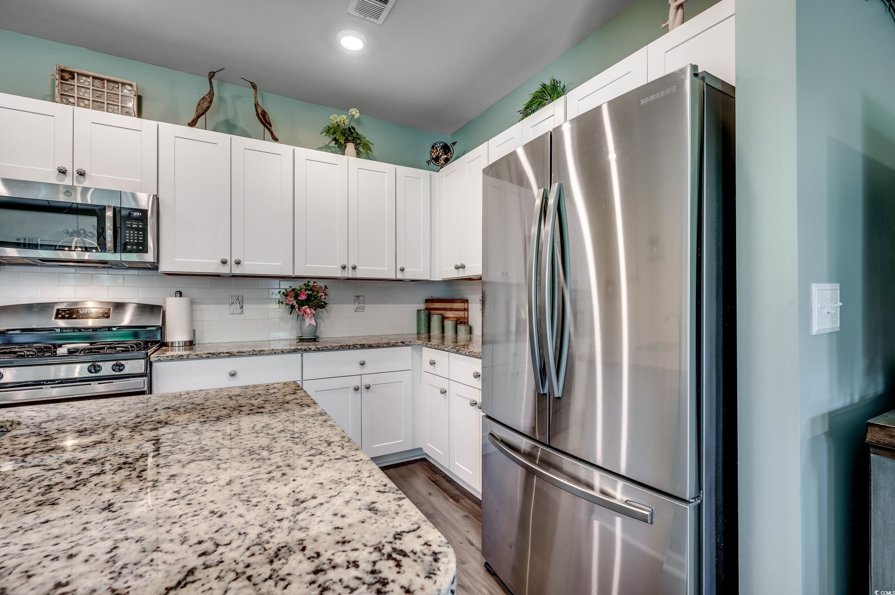 219 S Reindeer Rd.